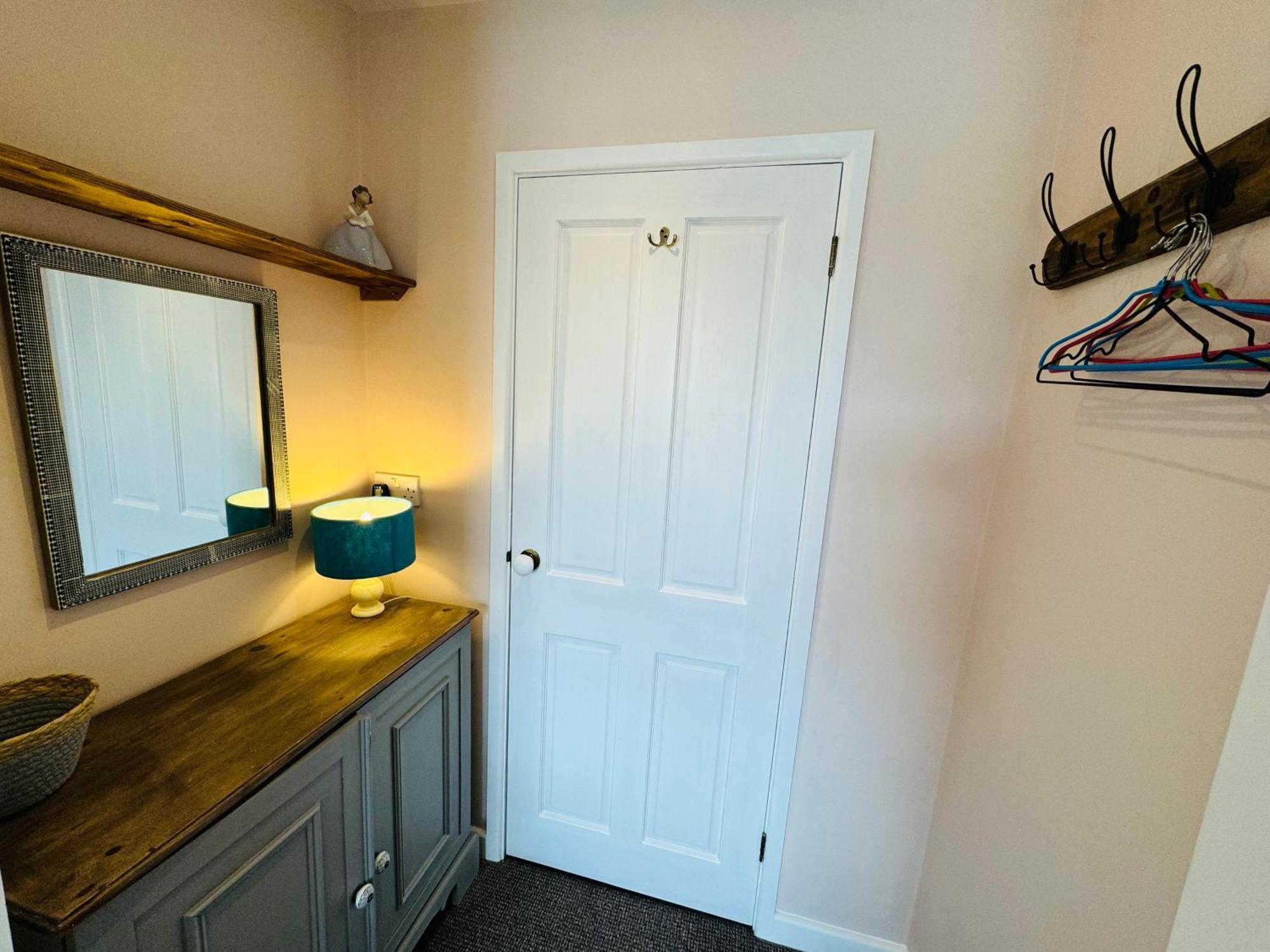 Guest house Modern & Vintage Inspired In Old Totterdown *