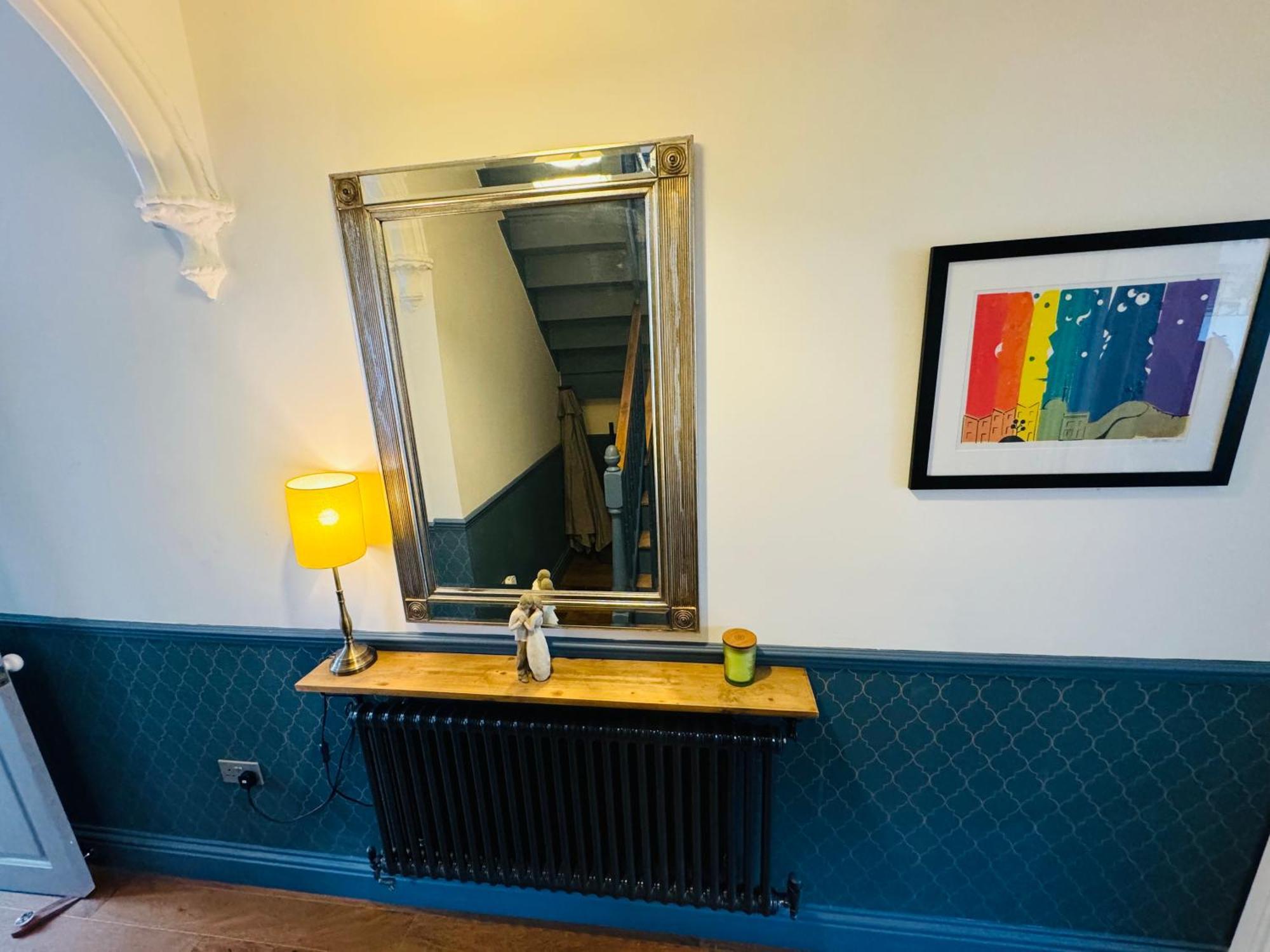 Modern & Vintage Inspired In Old Totterdown Guest house Bristol