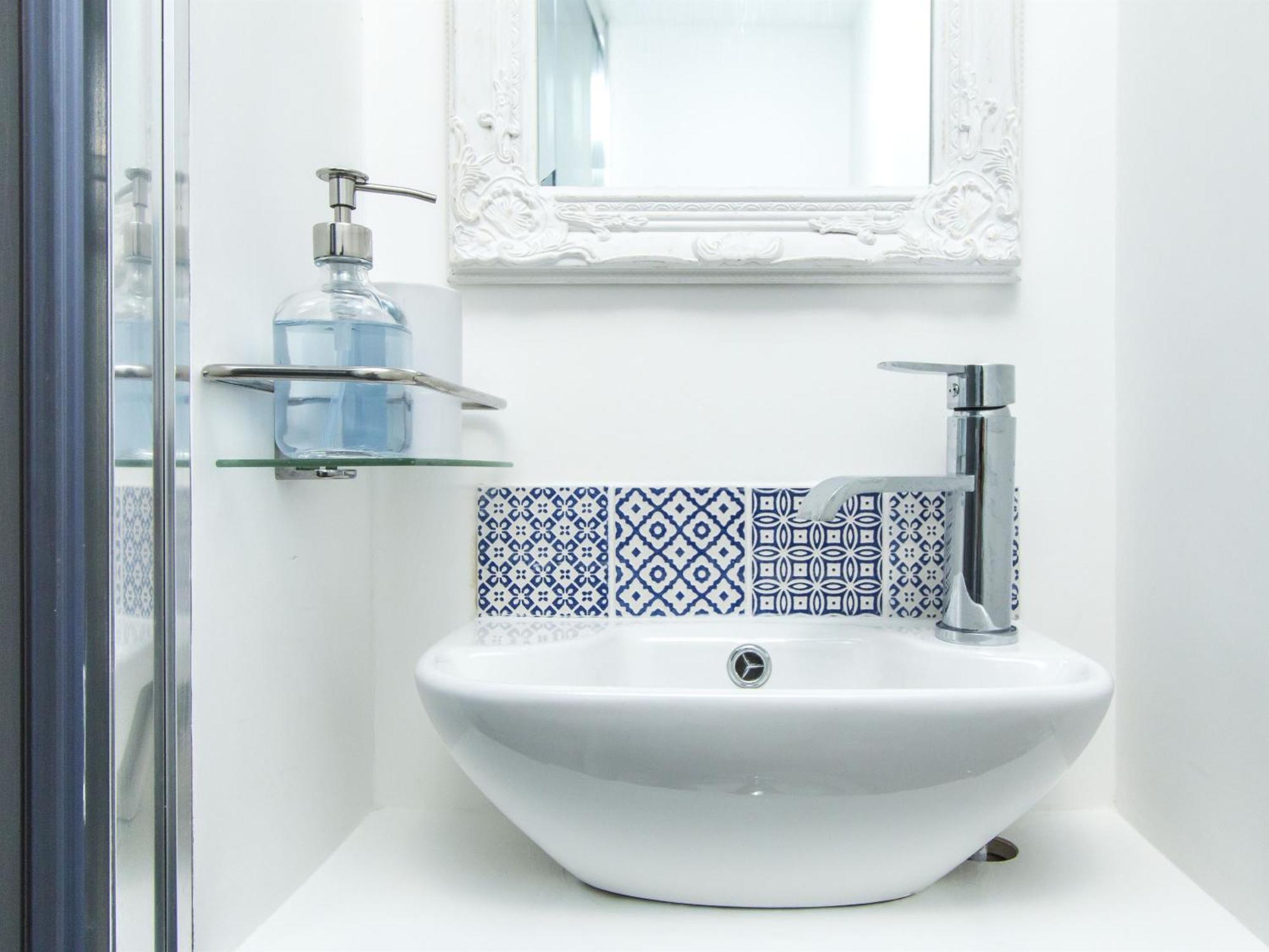 3 Berkeley Square Bed & Breakfast