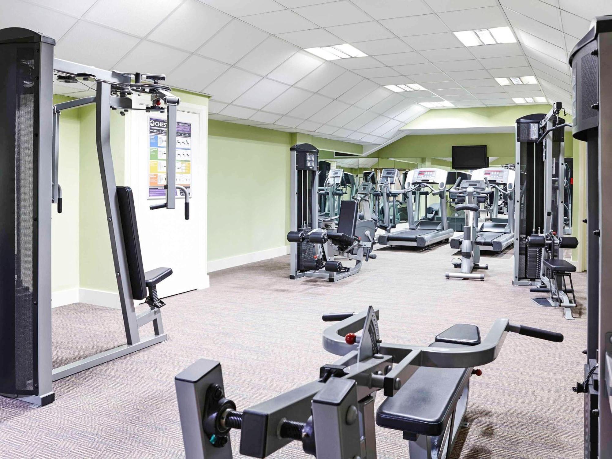 Novotel Centre Hotel 4*