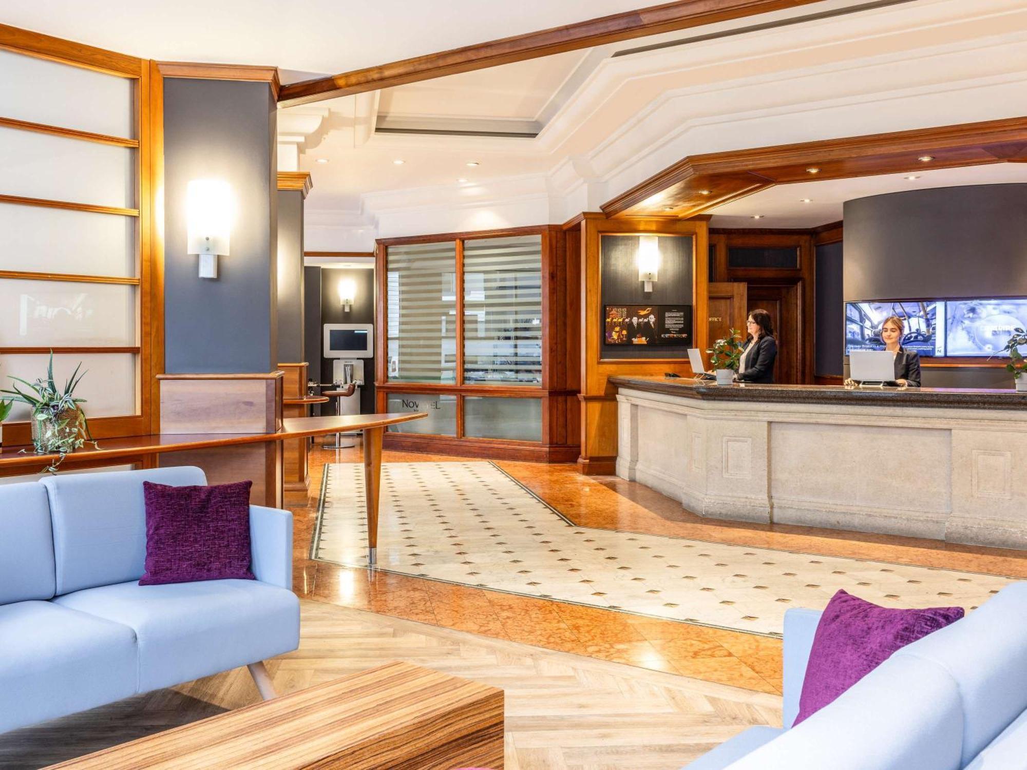 Hotel Novotel Centre 4*