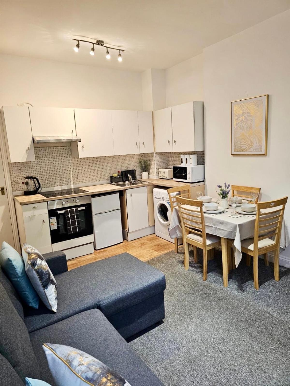 Apartment Cozy 2br In Centre