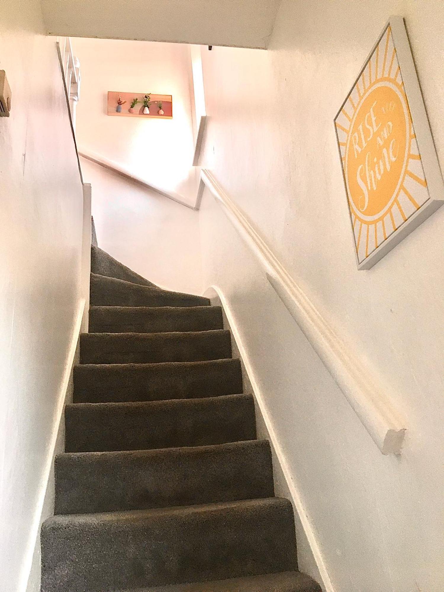 The Washington Sleeps 10 People Park 4 Cars Holiday home Bristol
