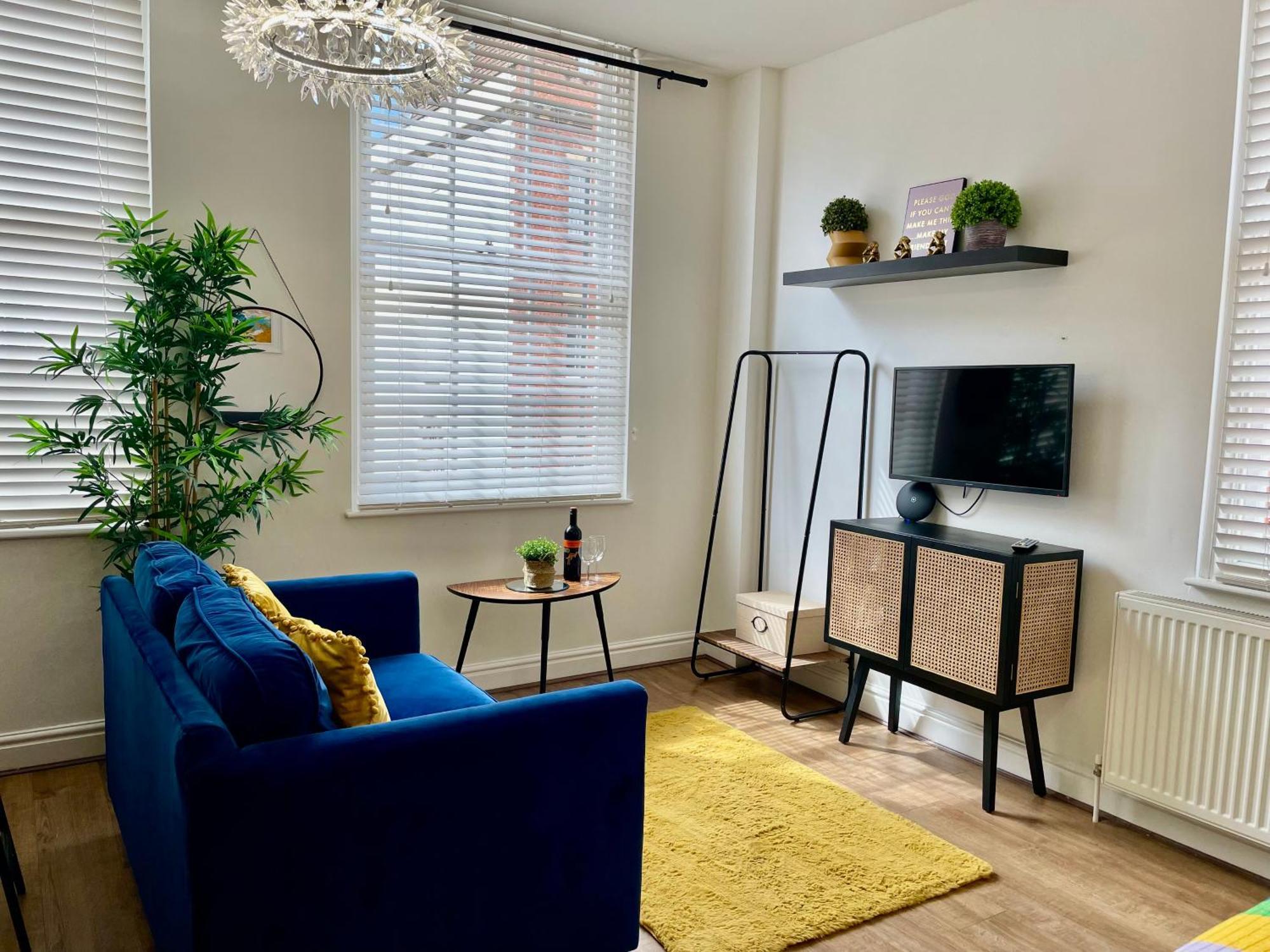 - Cabot Circus Apartment Bristol