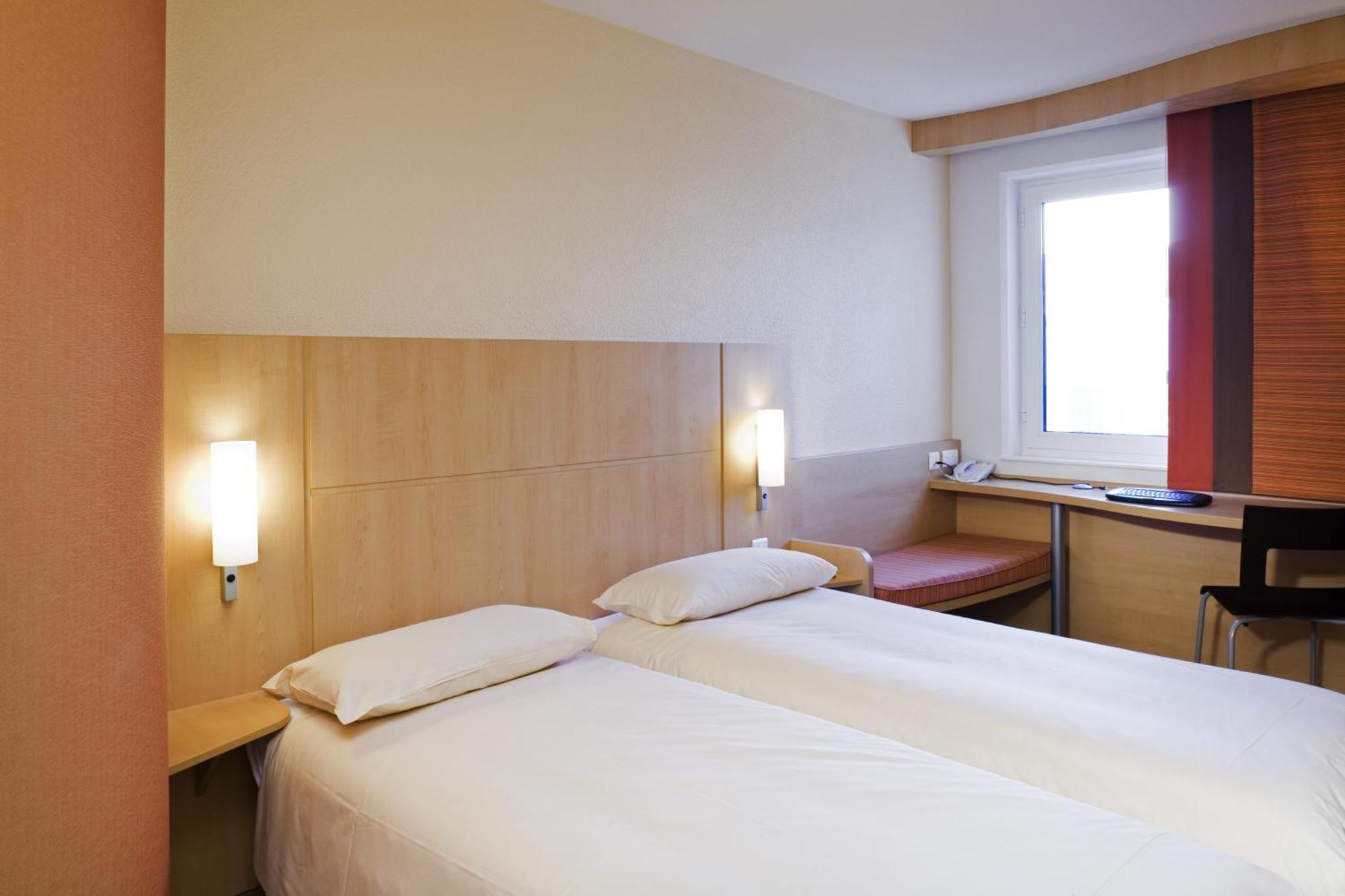 Hotel Ibis Temple Meads 3*