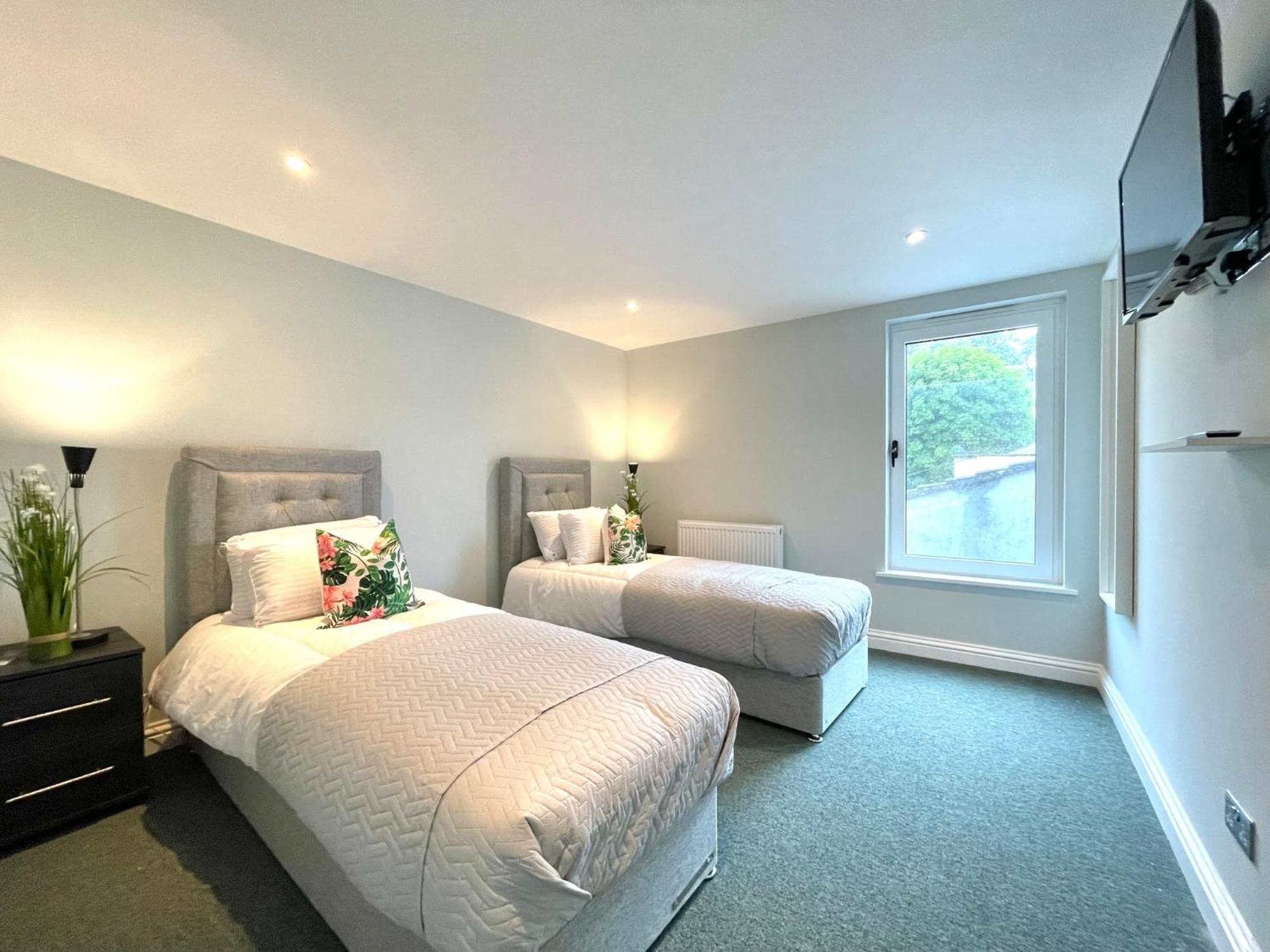Apartment 2 Bedroom Stopoverz Bristol