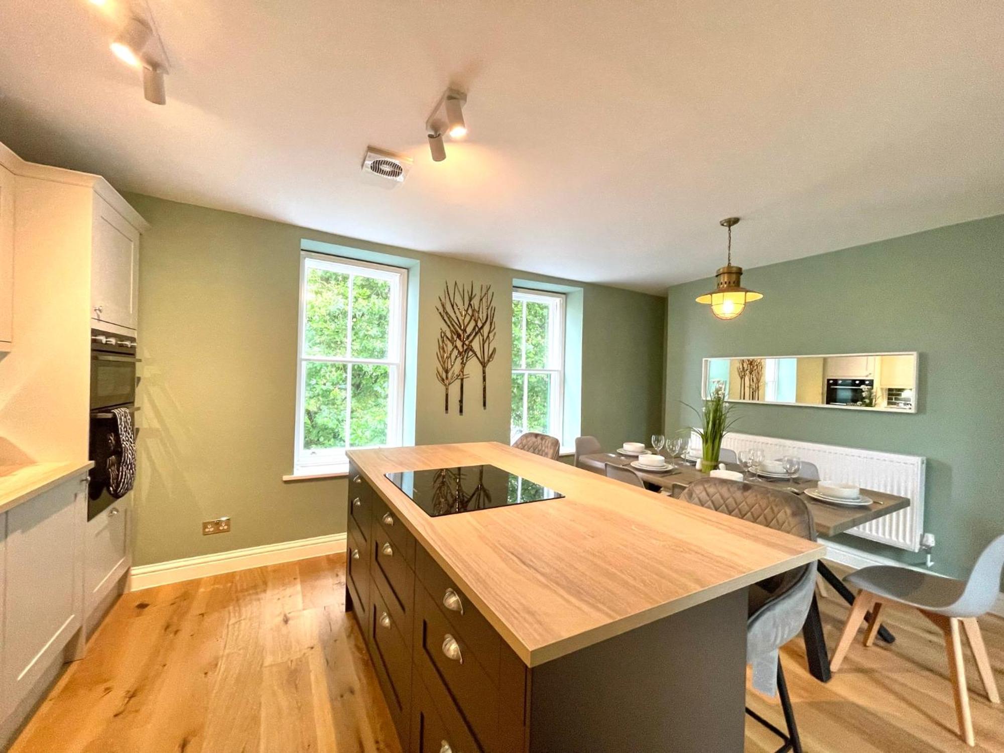 2 Bedroom Stopoverz
