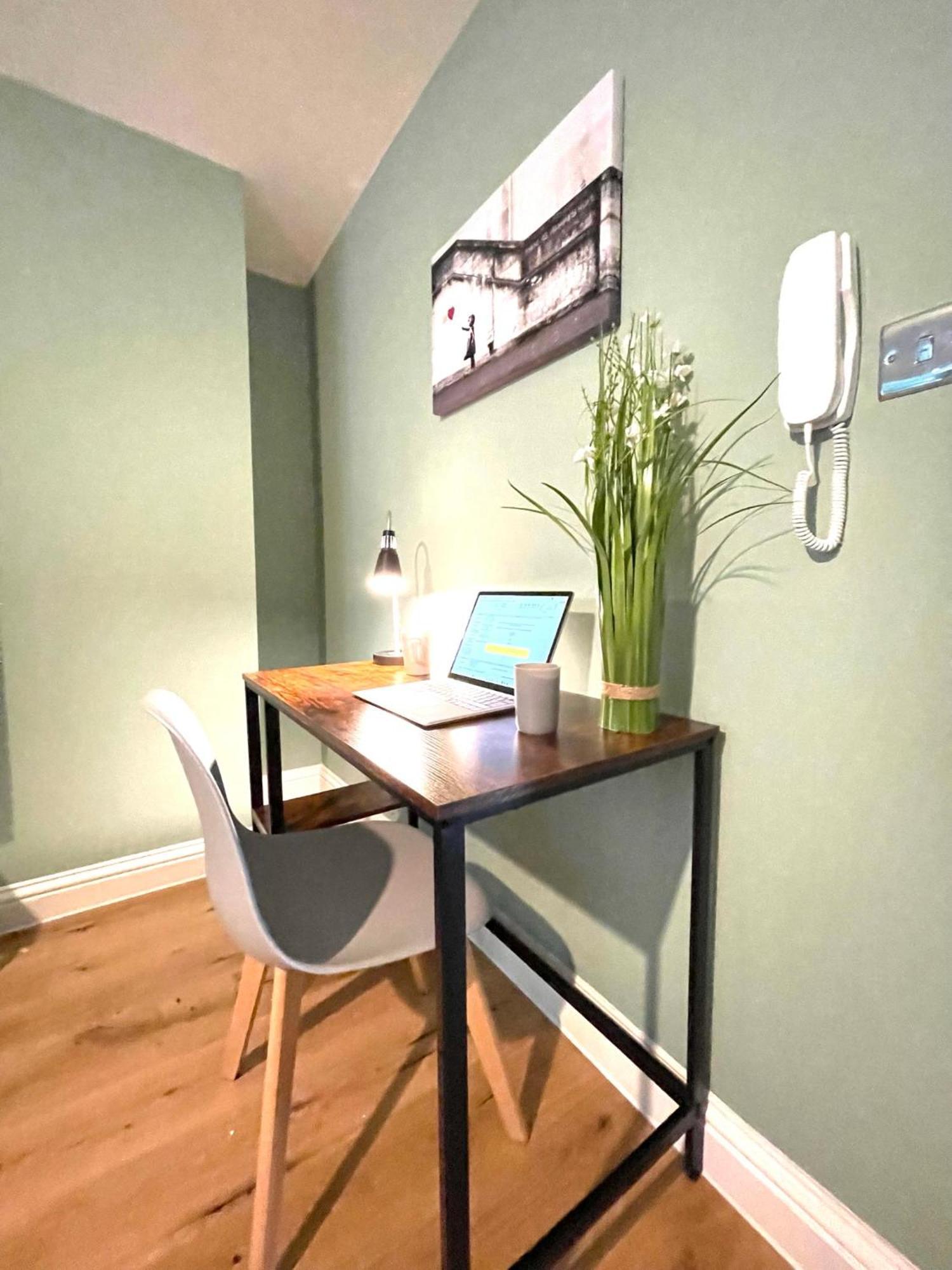 Apartment 2 Bedroom Stopoverz