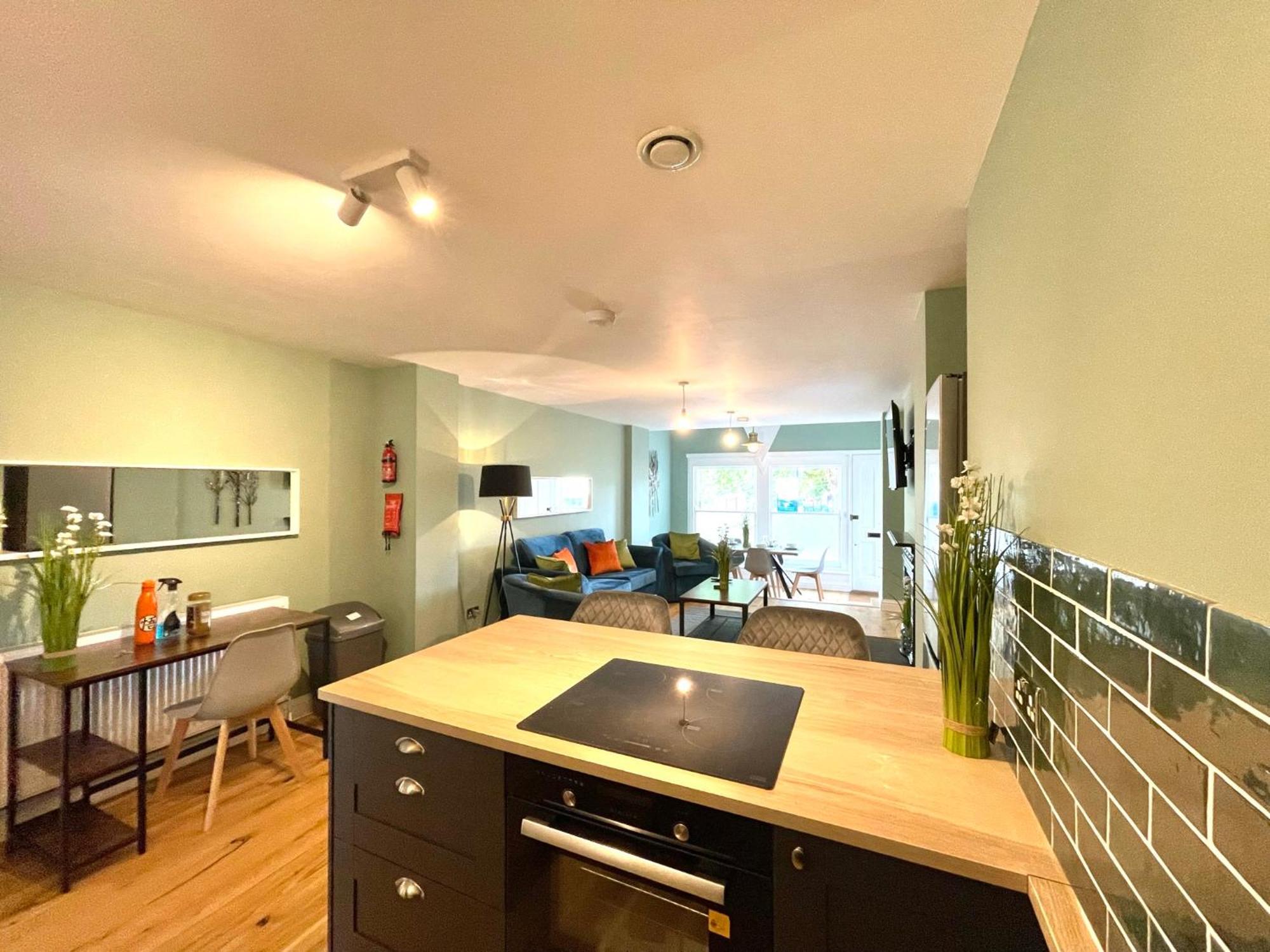 Apartment 2 Bedroom Stopoverz