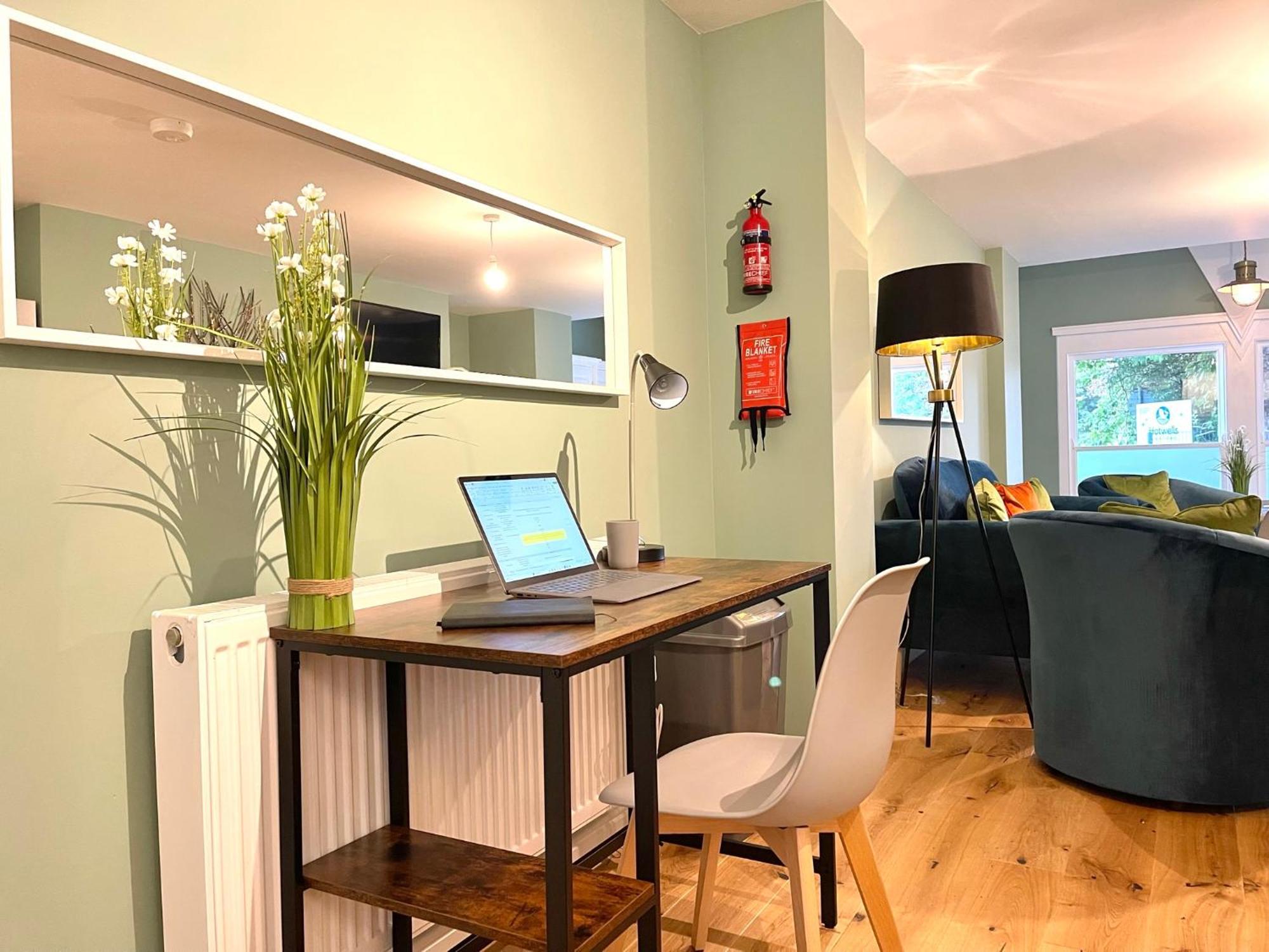 Apartment 2 Bedroom Stopoverz Bristol