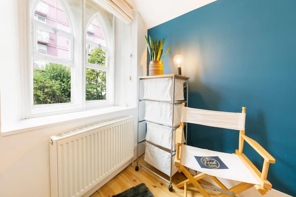 Blissful Corner Apartment Bristol