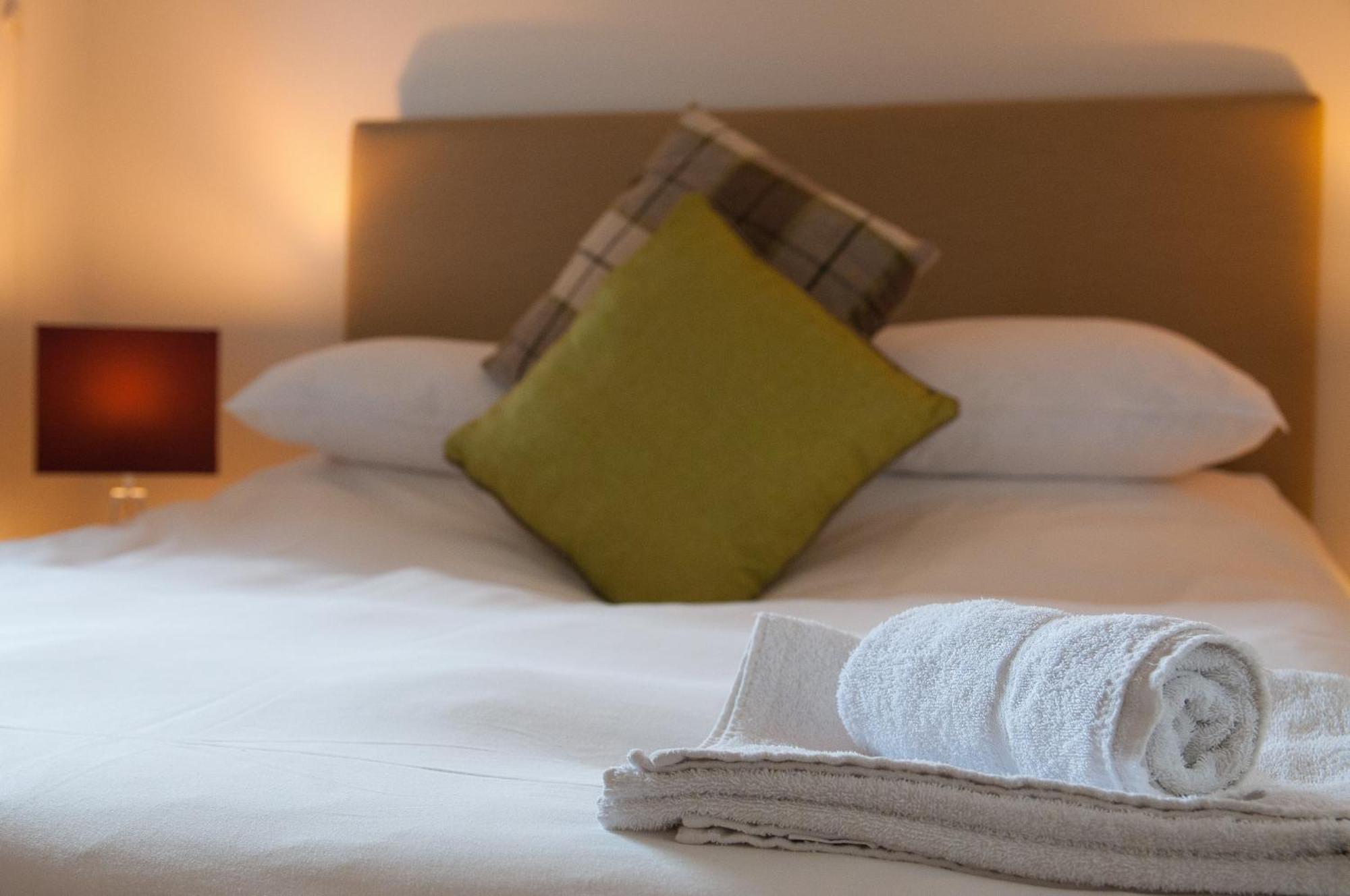 Cleyro Serviced - Finzels Reach Apartment Bristol