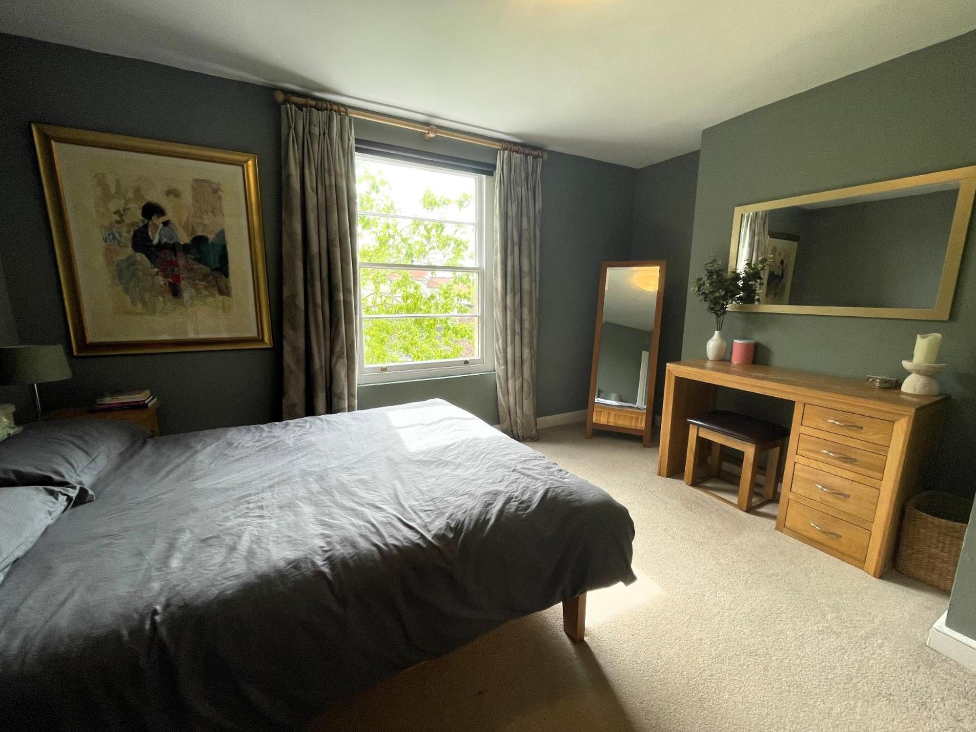 Fabulous Townhouse In Clifton *