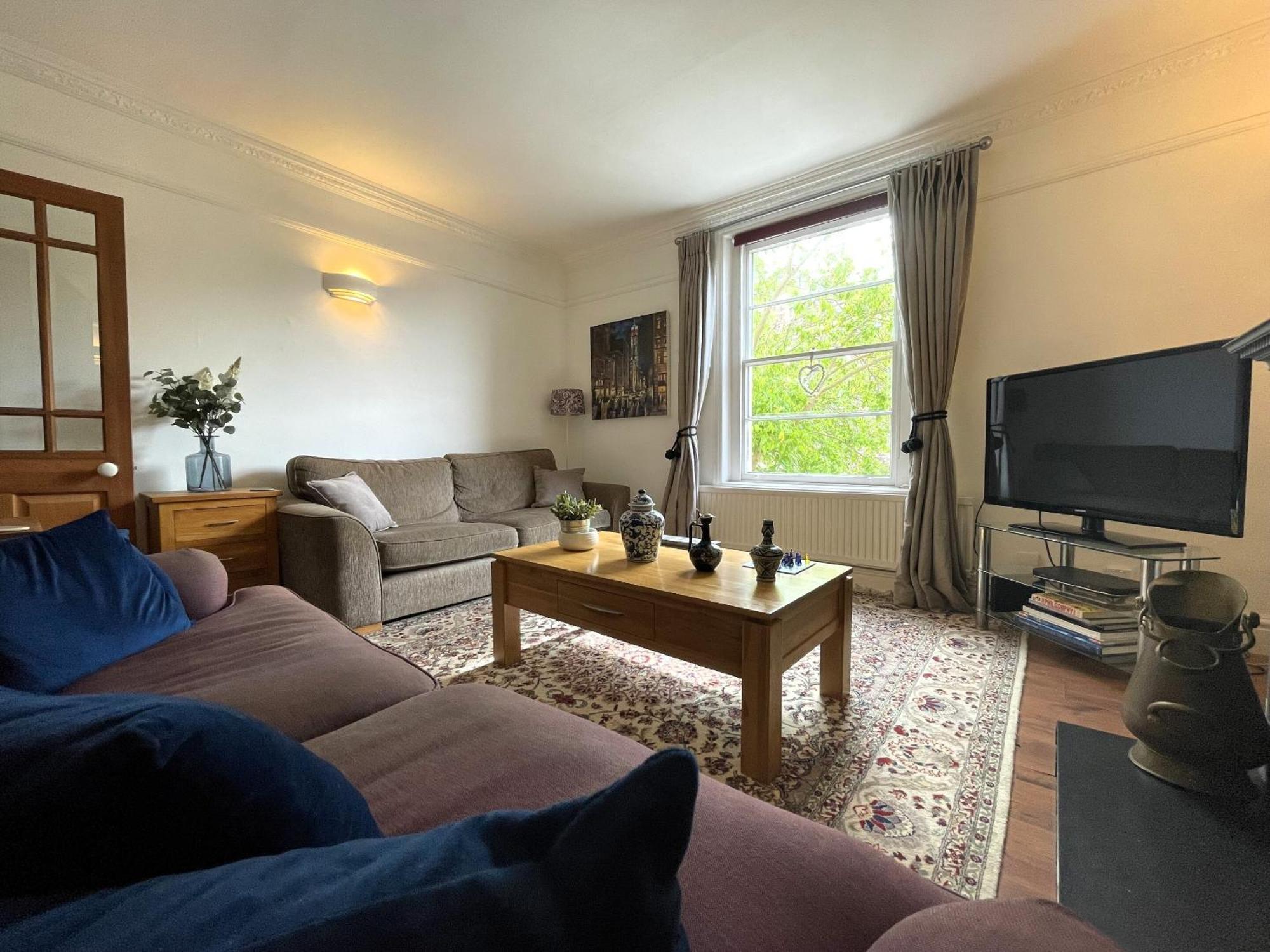 Fabulous Townhouse In Clifton Bristol