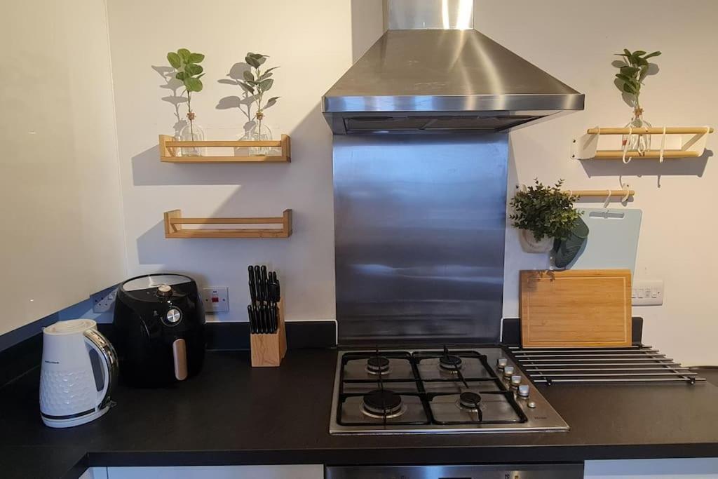 Chic 2 Bed Nr St George's Park Bristol