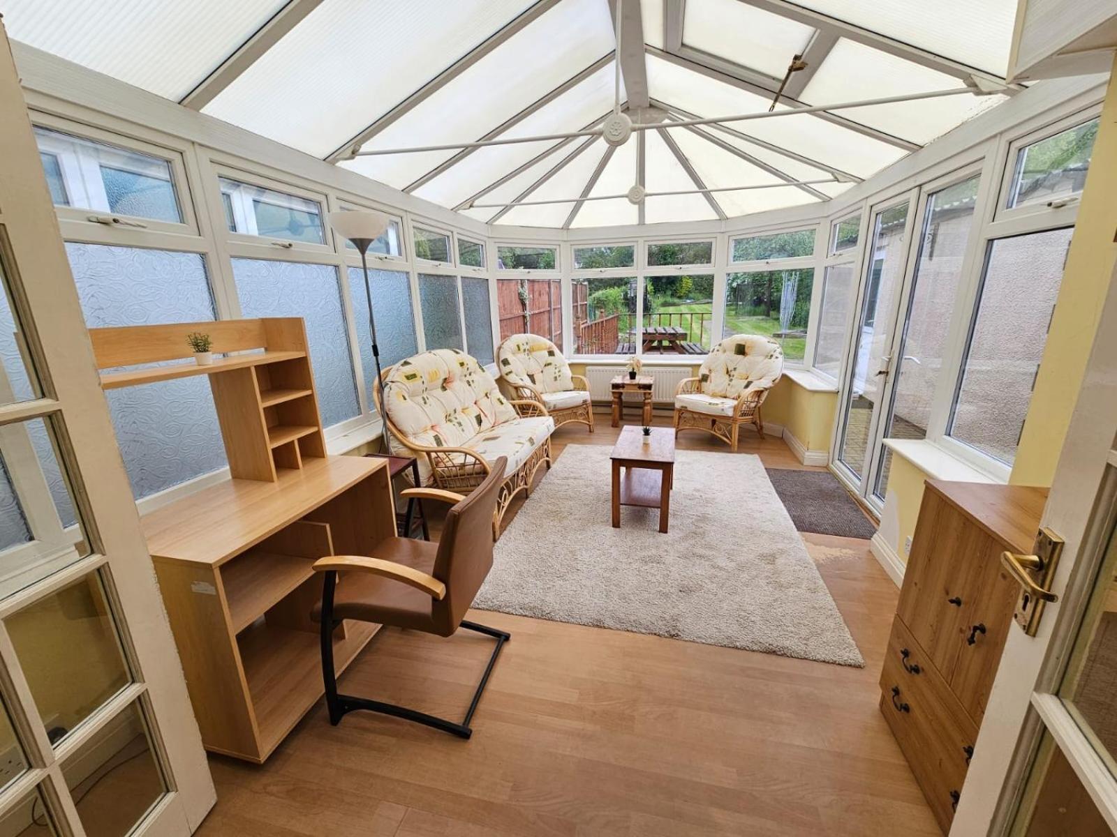 Homestay Double With Private Conservatory Bristol