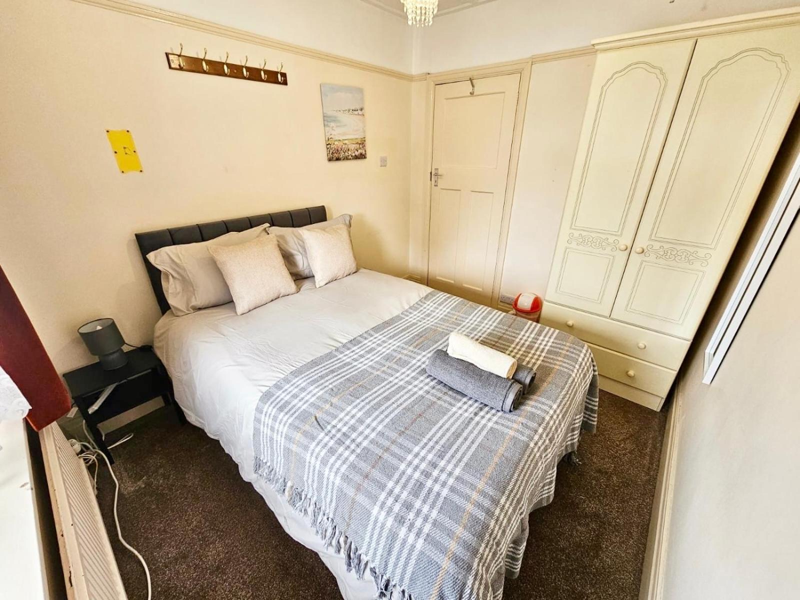 Small Double Near Southmead Bristol