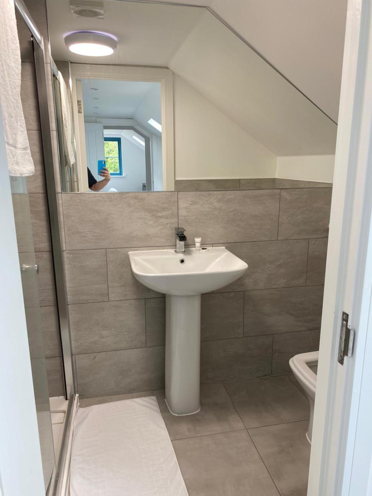 Holiday home 4 Bedroom In Frampton Bristol