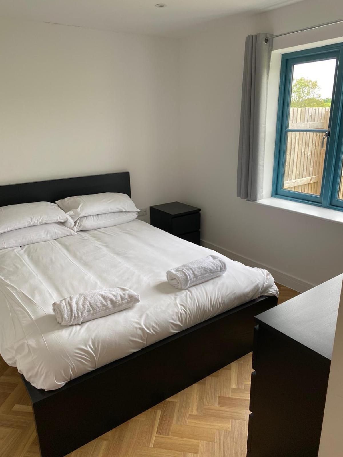 4 Bedroom In Frampton Holiday home