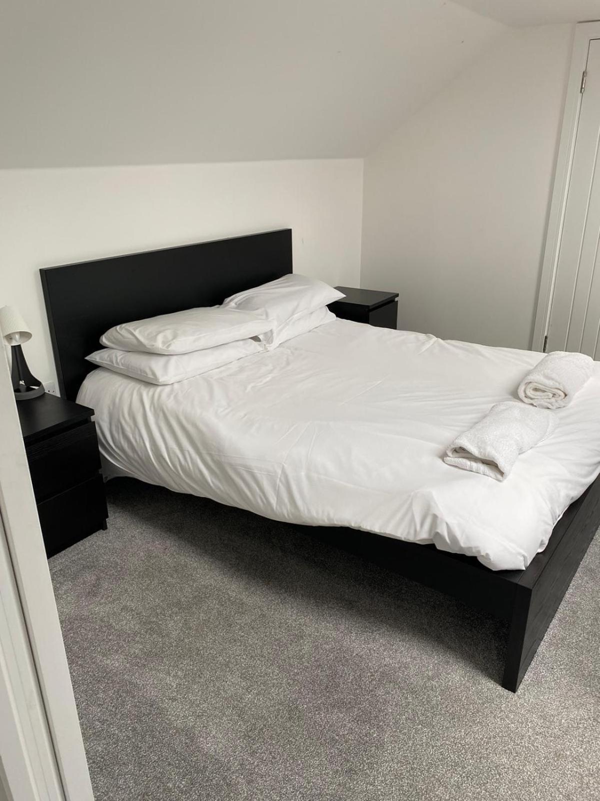 4 Bedroom In Frampton Bristol