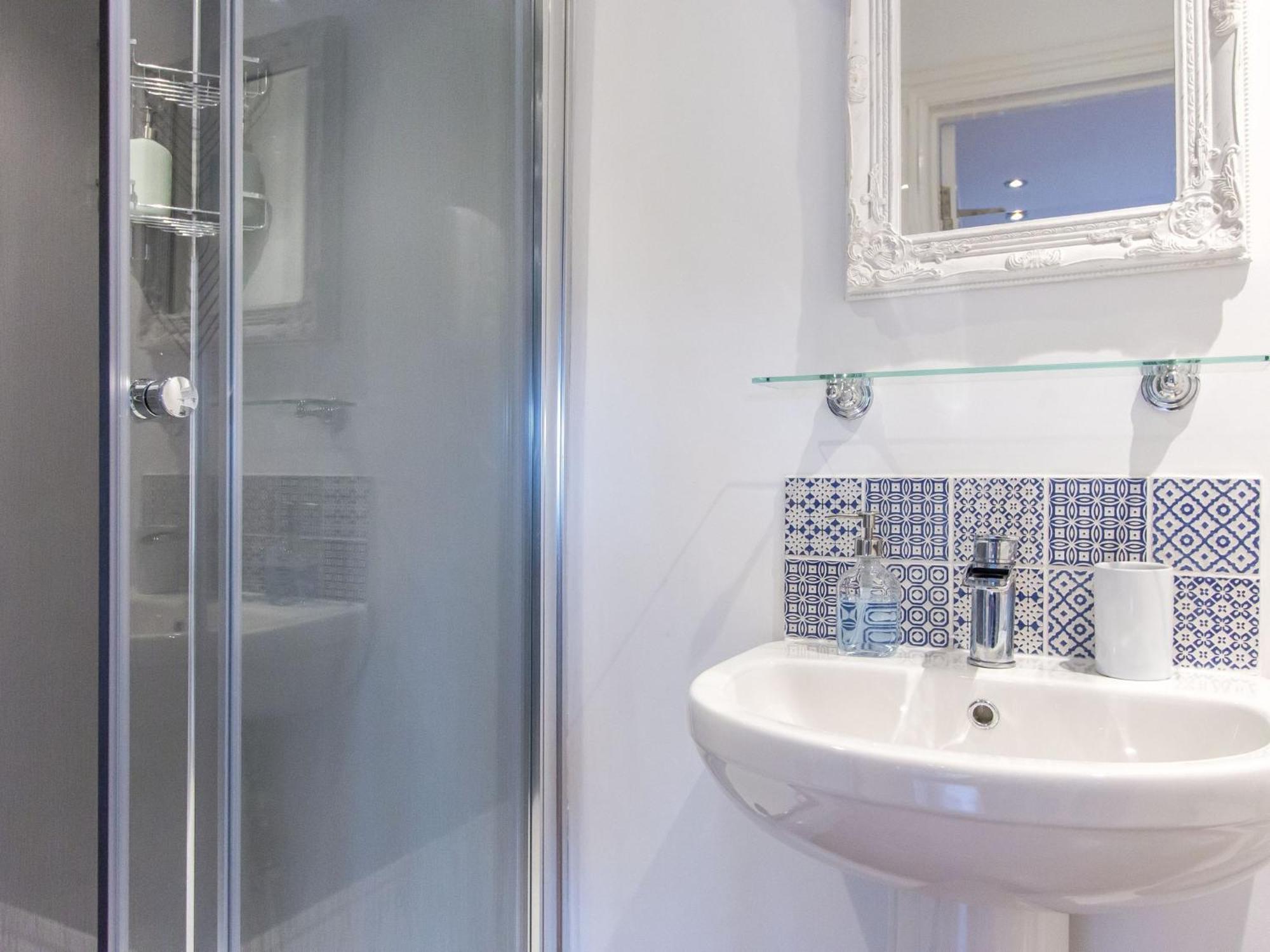 Bed & Breakfast 3 Berkeley Square Bristol