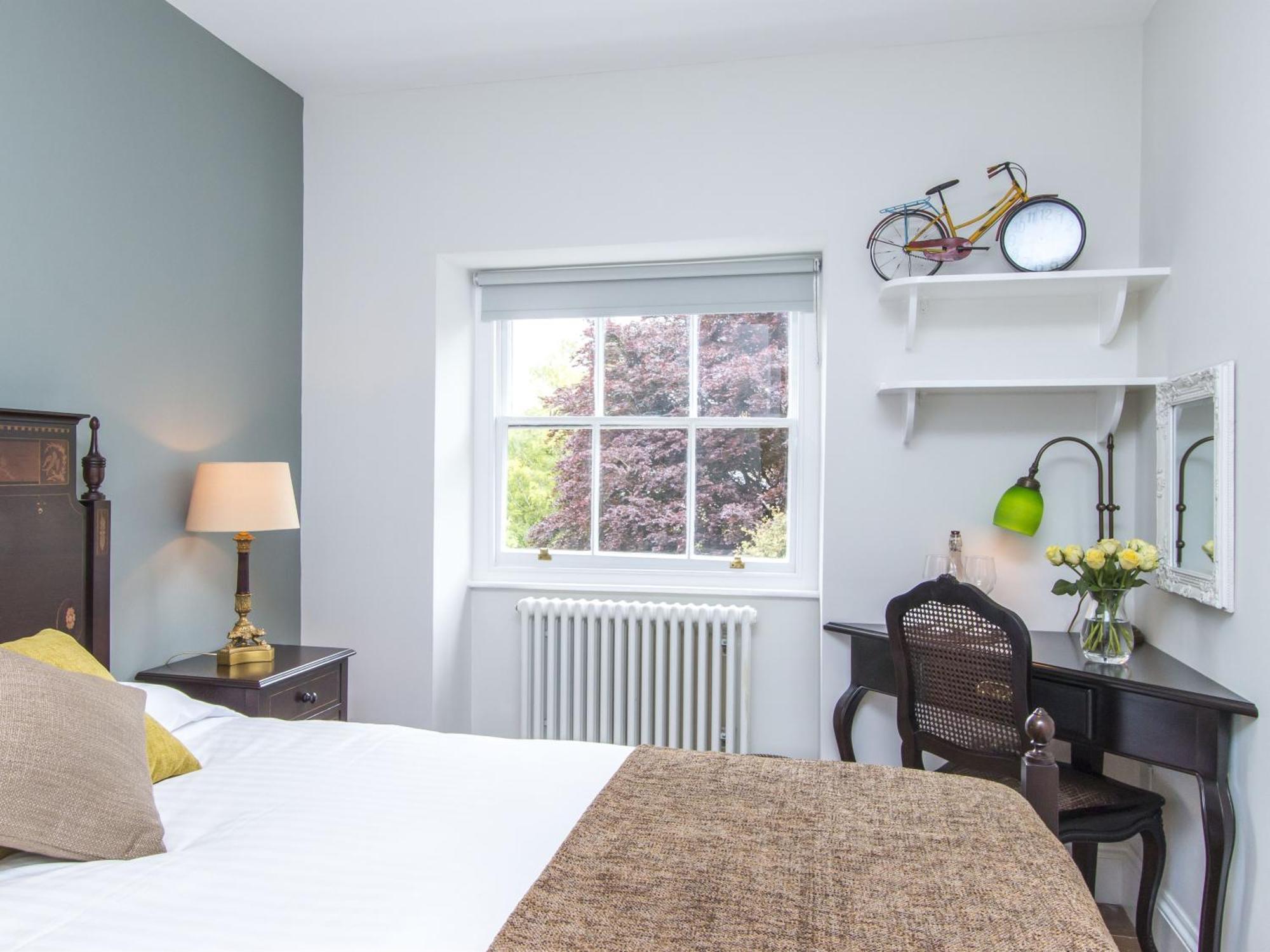 Bed & Breakfast 3 Berkeley Square Bristol