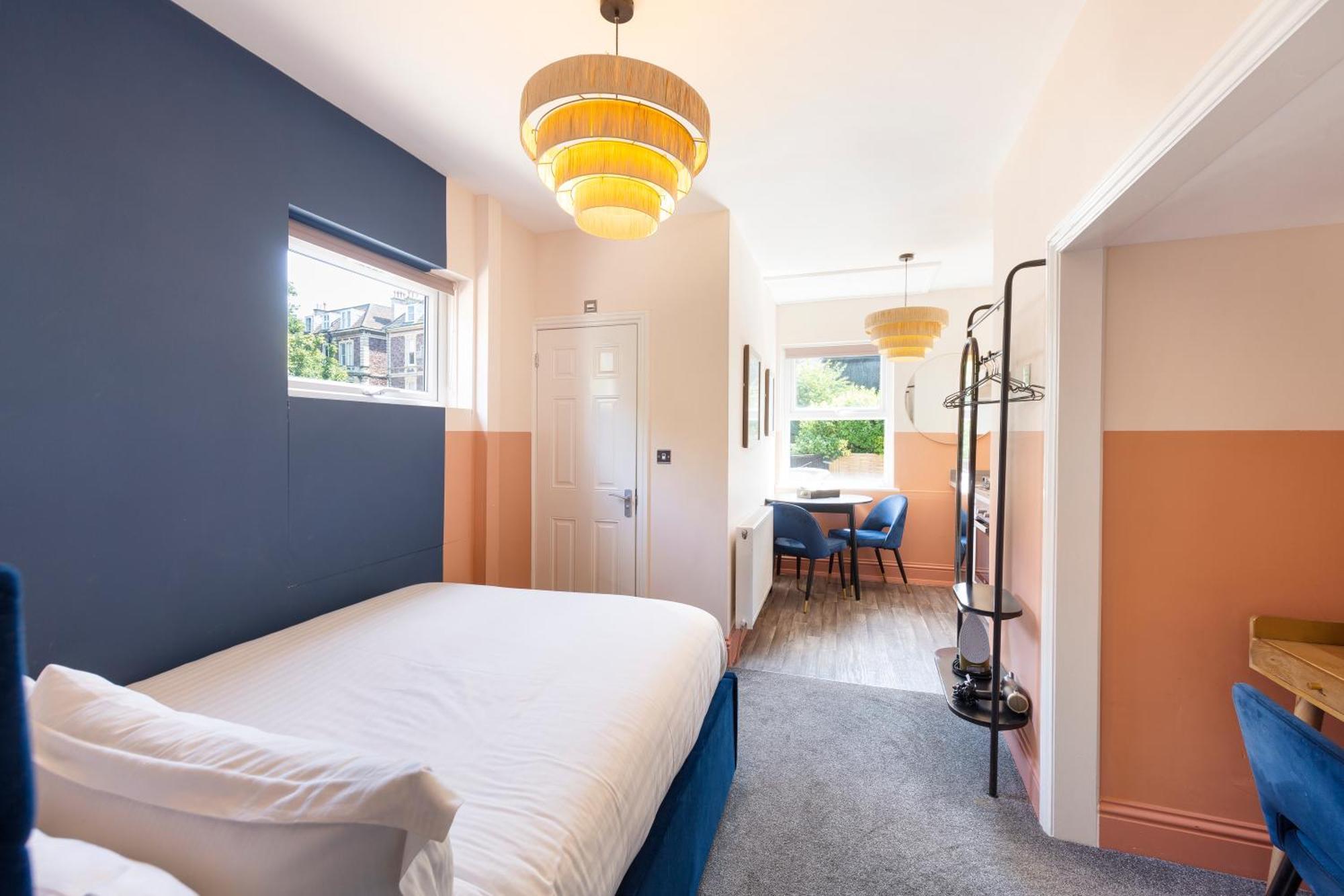 Your I Clifton House Apartment *