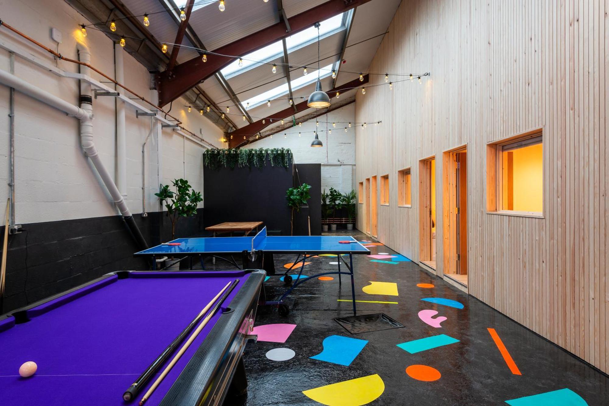Coalshed Hotel *