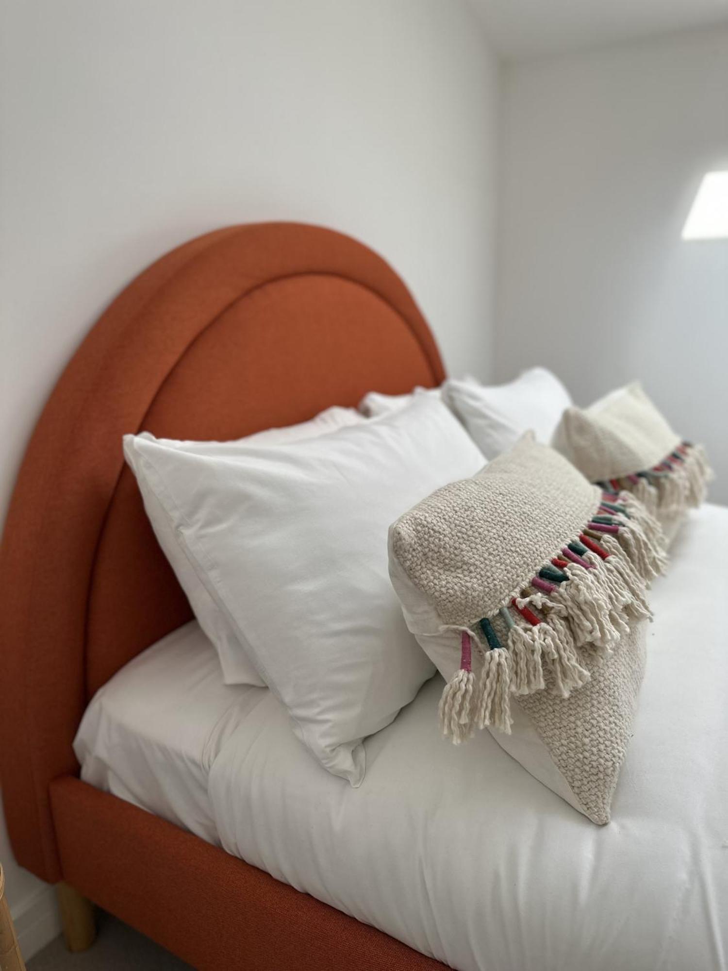 Ideal Getaway - 3 Bed Harbourside Bristol