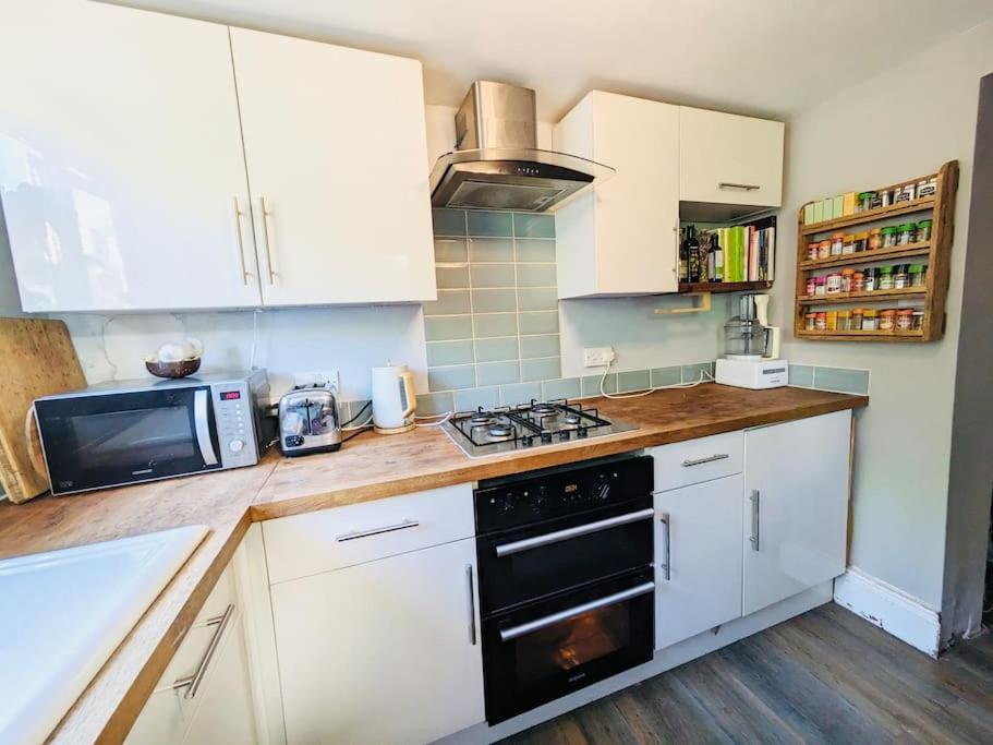 The Haven By Altoluxoexperience Short Lets & Serviced With Free Parking Holiday home Bristol