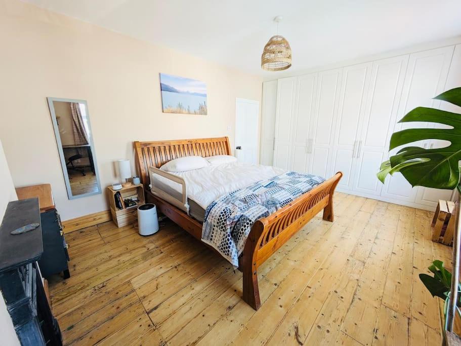 The Haven By Altoluxoexperience Short Lets & Serviced With Free Parking Holiday home Bristol