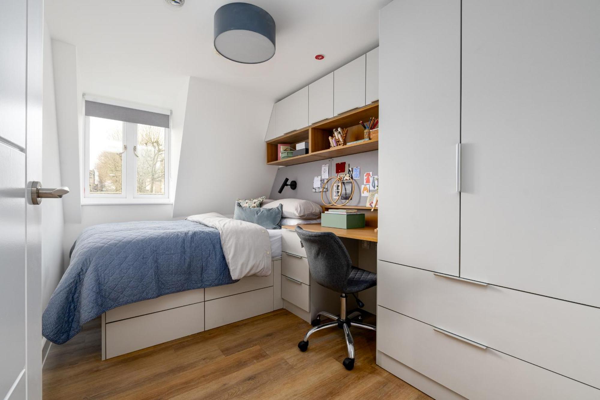 Apartment 48 Park Street Bristol