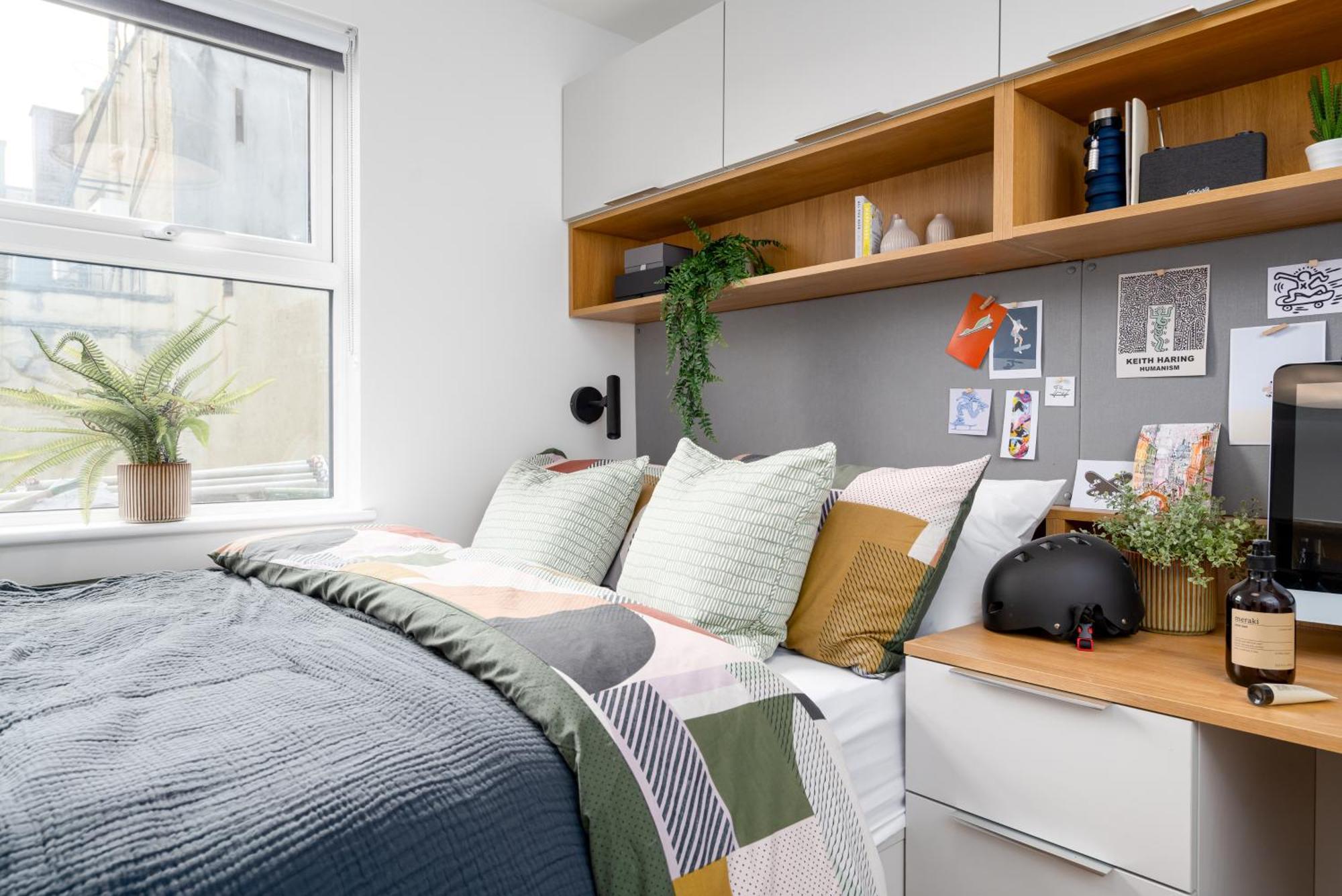 48 Park Street Apartment