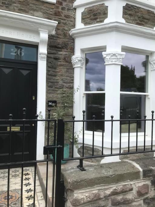 Large Newly Refurbished House Close To Harbour Holiday home *