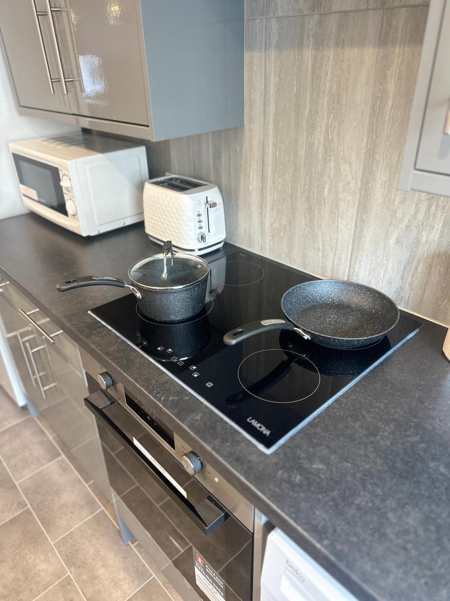 Apartment Your Stylish Totterdown Haven
