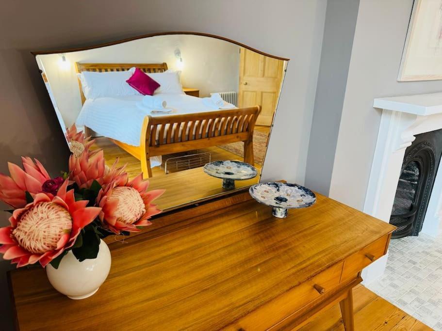 A Gorgeous Edwardian In City Centre Holiday home Bristol