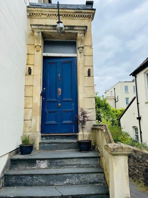 A Gorgeous Edwardian In City Centre