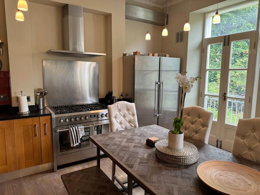 A Gorgeous Edwardian In City Centre *