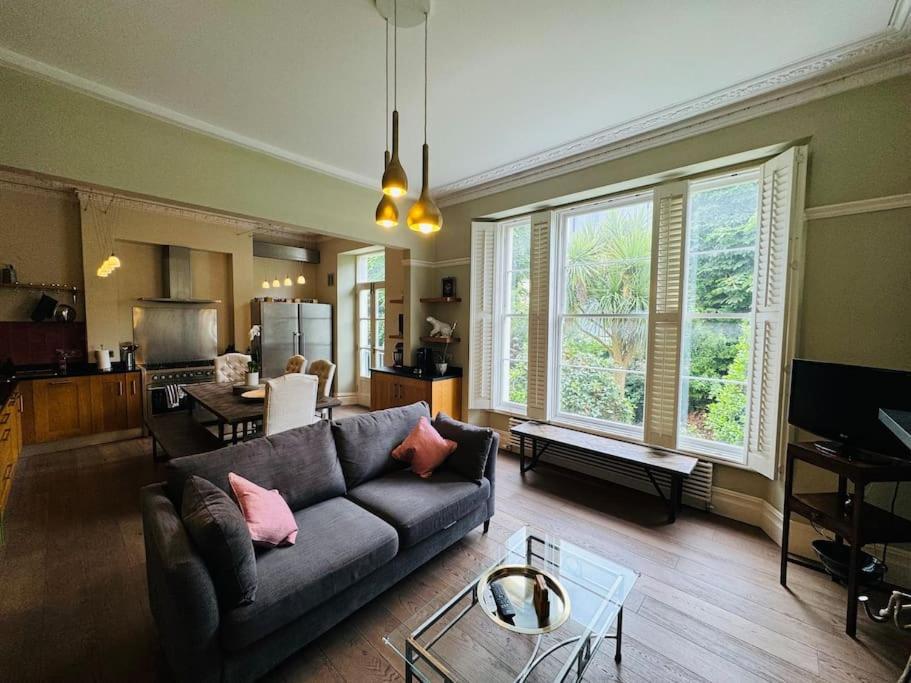 A Gorgeous Edwardian In City Centre *