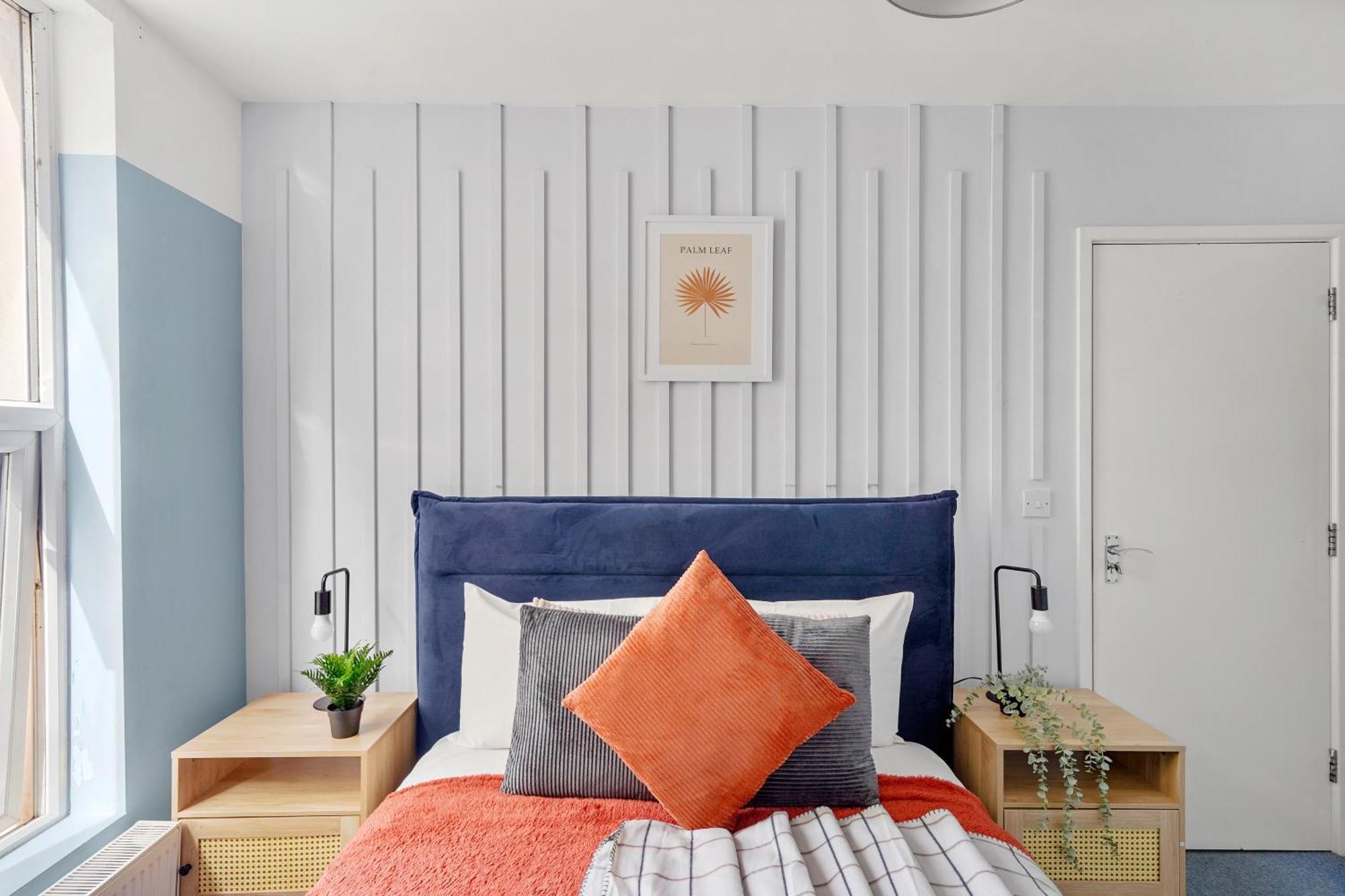 Apartment Stylish Sleek Abode - Sleeps 6