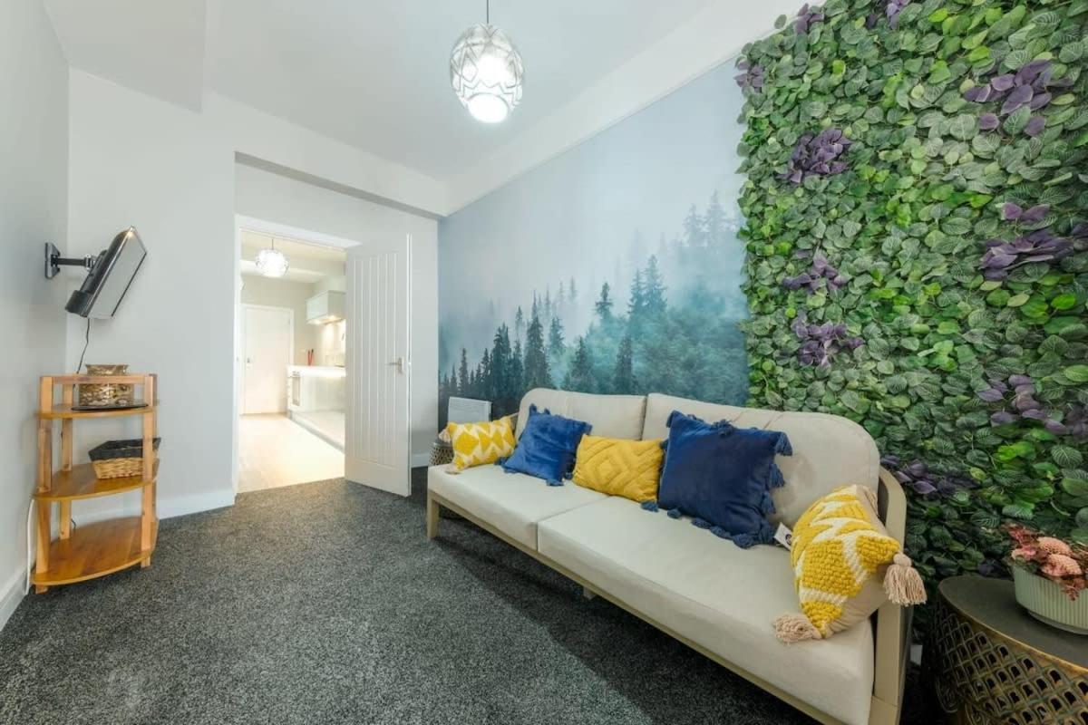 Apartment 526 Gloucester Flat 2- Hopewell Bristol