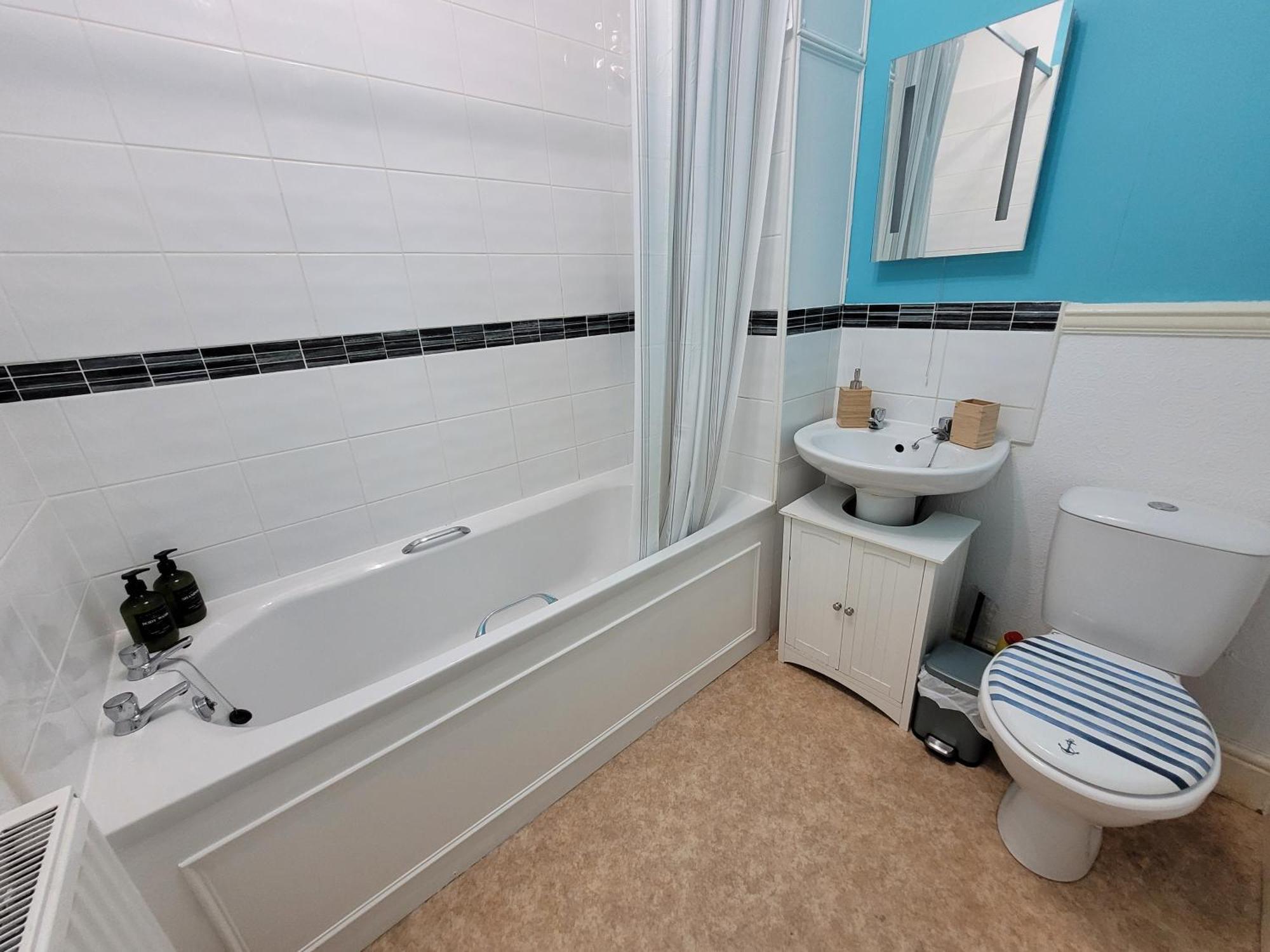 Bright & Delightful 2bd Flat Clifton Down Apartment *