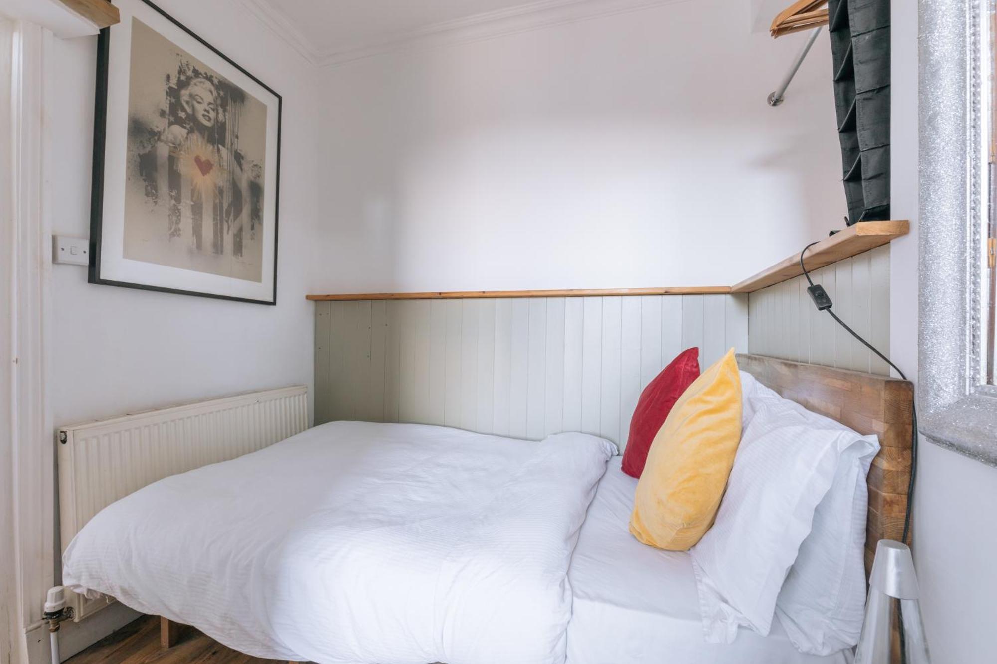 Vibrant & Eclectic 3 Bedroom Flat - Bedminster Bristol! Apartment *