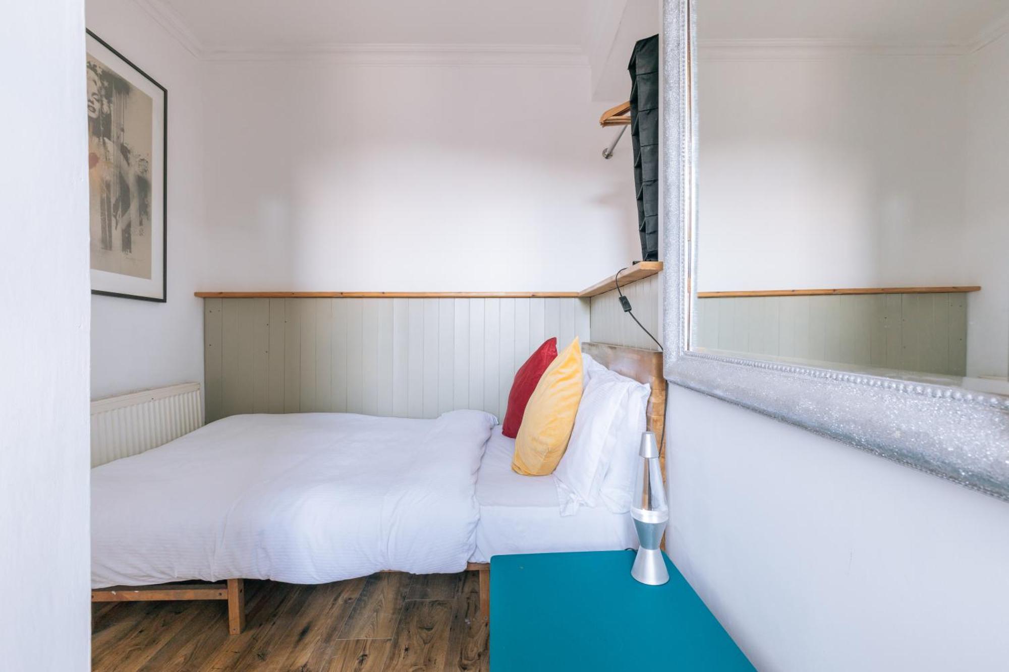 Vibrant & Eclectic 3 Bedroom Flat - Bedminster Bristol! *