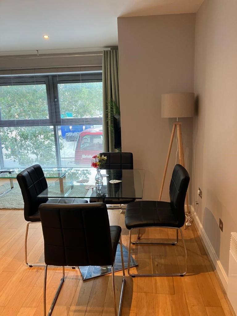 Contemporary 1bd Flat - Centre! *