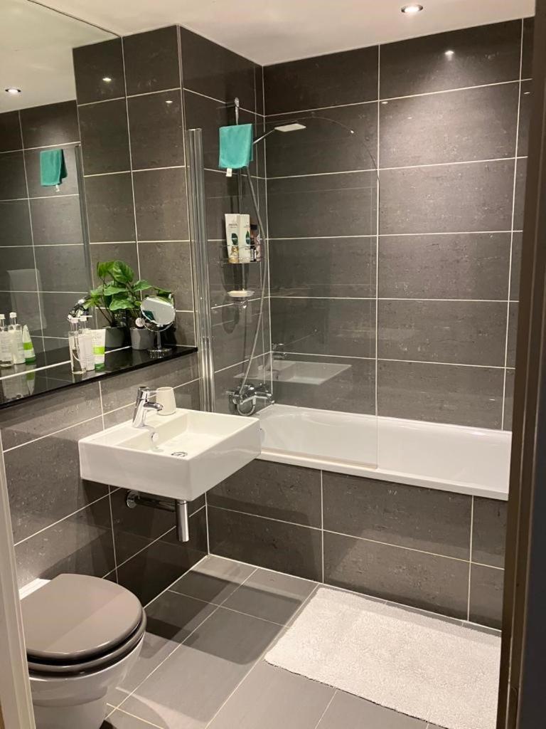 Contemporary 1bd Flat - Centre! Apartment *