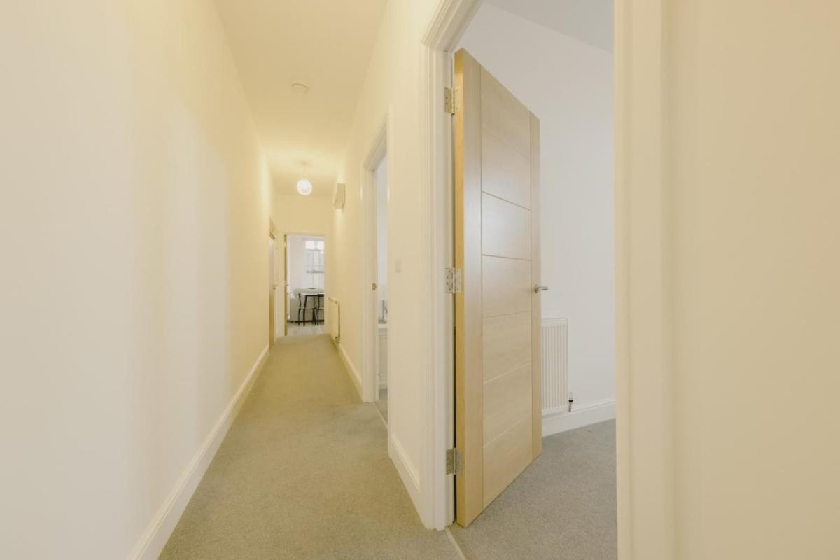 Apartment West Street 194- Hopewell