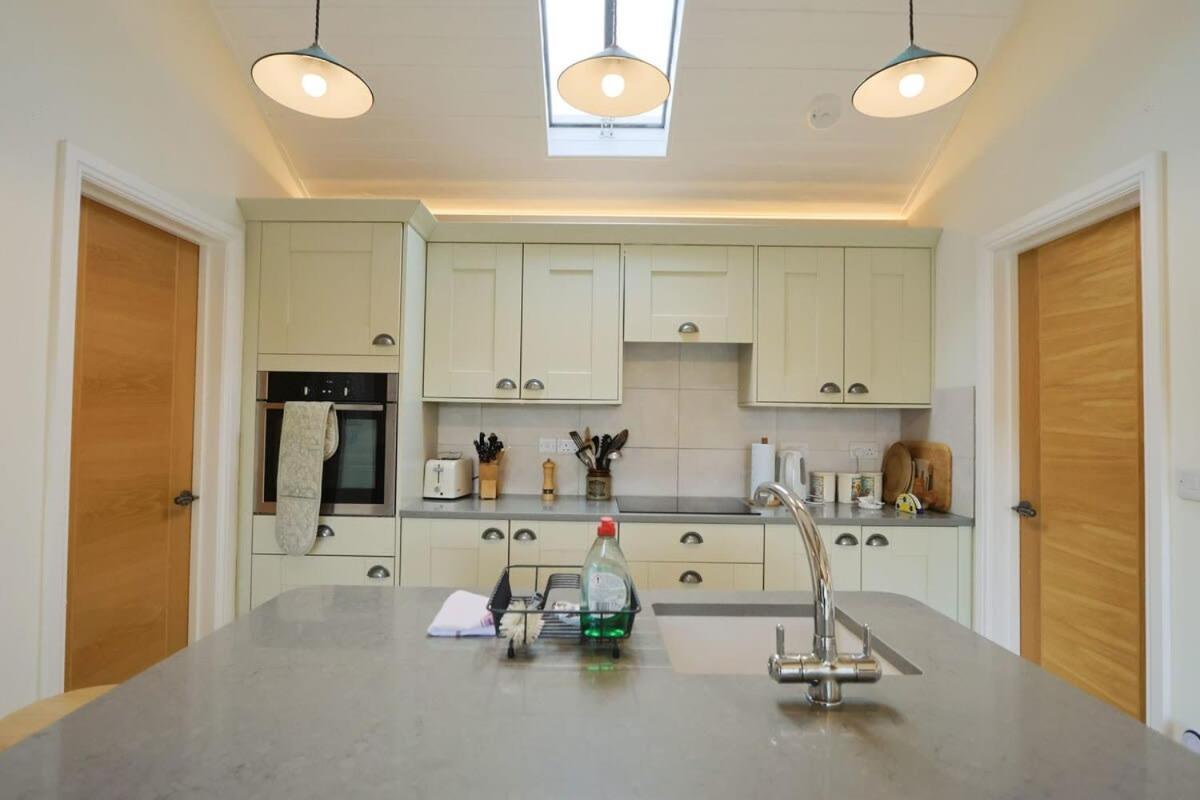 Musthay Mews Tockington Holiday home