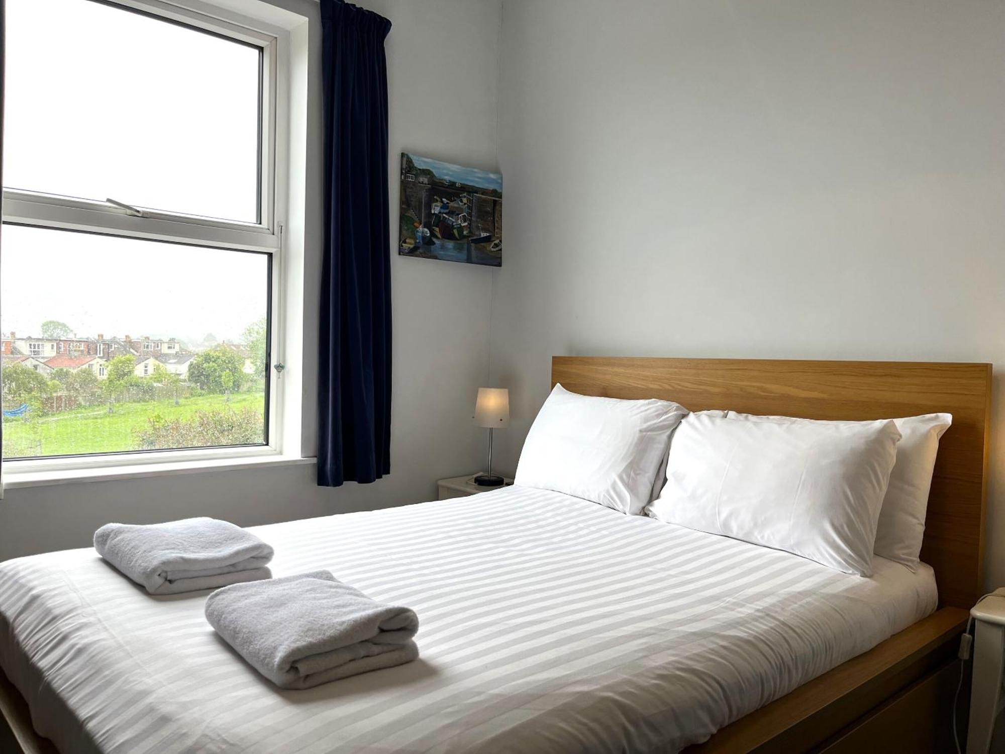 Holiday home Peaceful Family Retreat Near Gloucester Road Bristol