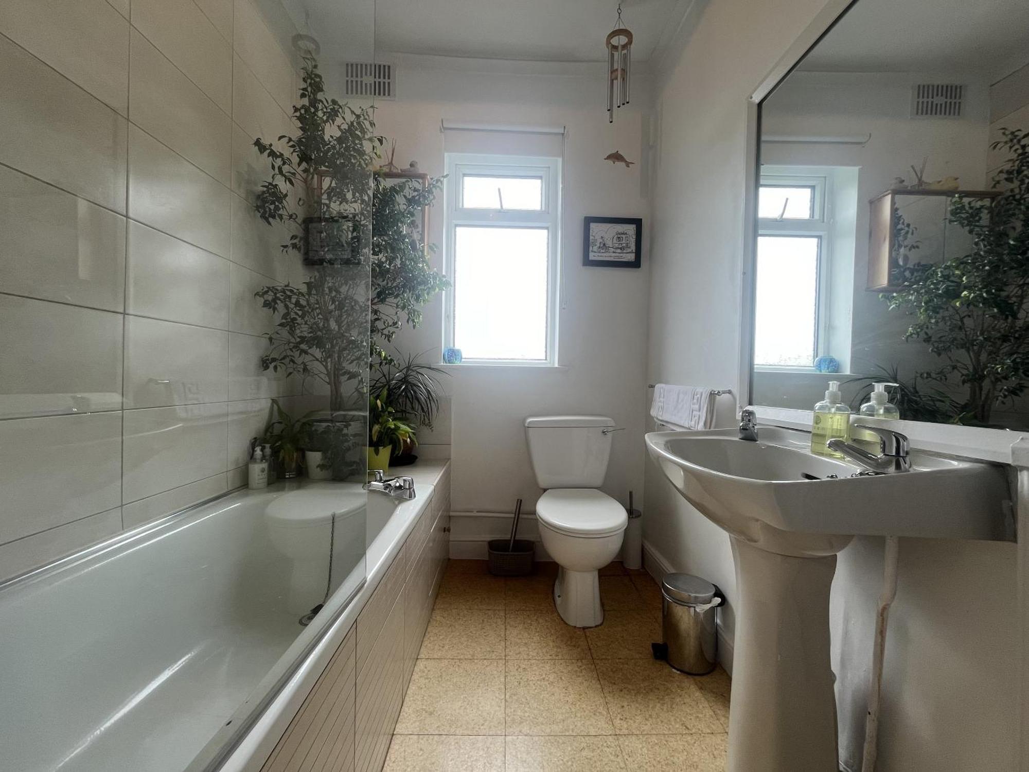 Peaceful Family Retreat Near Gloucester Road Holiday home